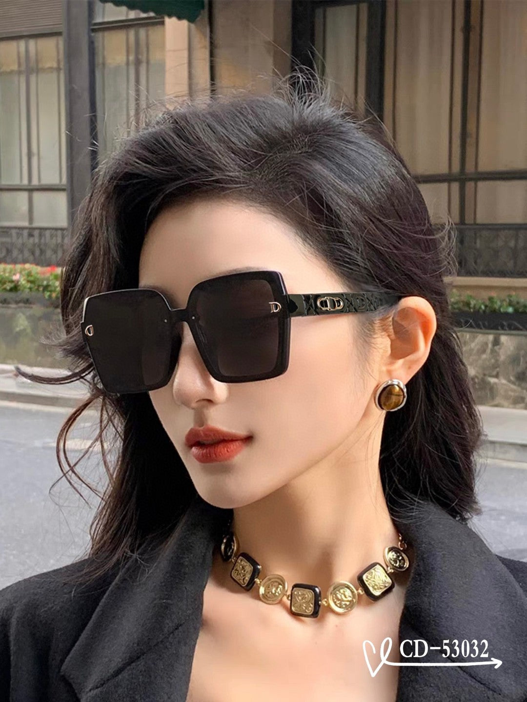 Montaigne Sunglass 53032 In Acetate