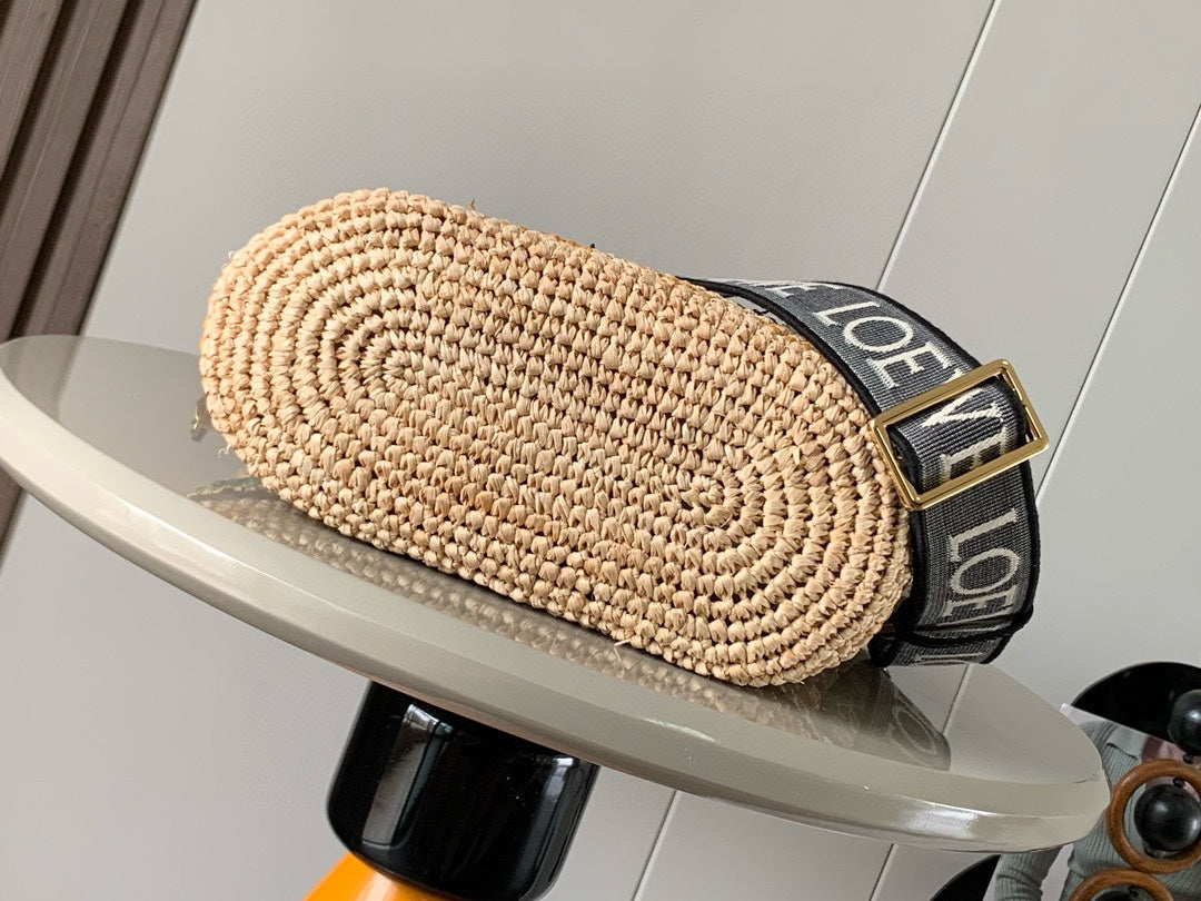 Loew Puzzle Fold Tote Iblack Shiny Calfskin