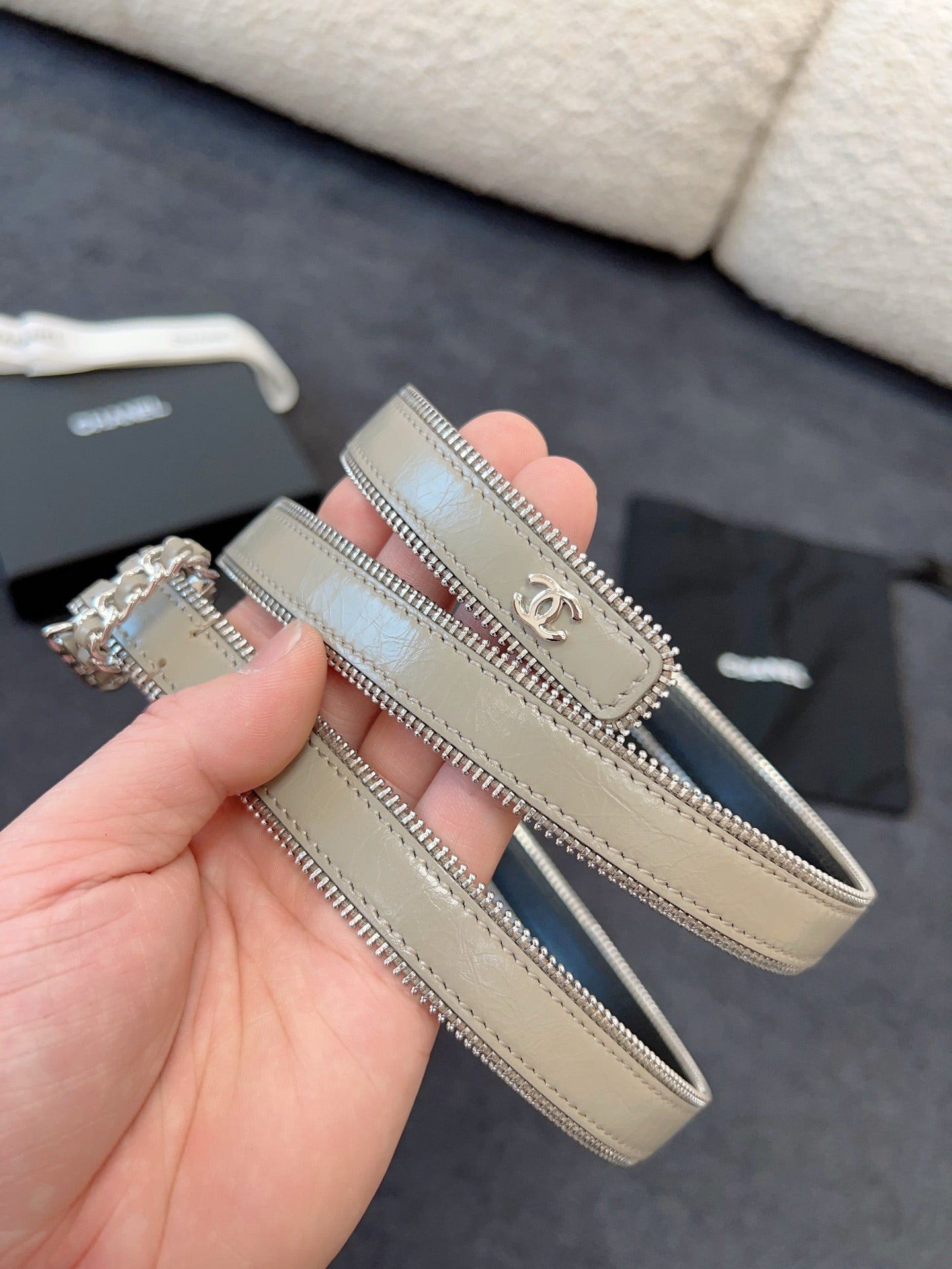 Belt 20Mm In Gray Calfskin With Interwoven Chain Buckle Zipper In Trim Silver Hardware