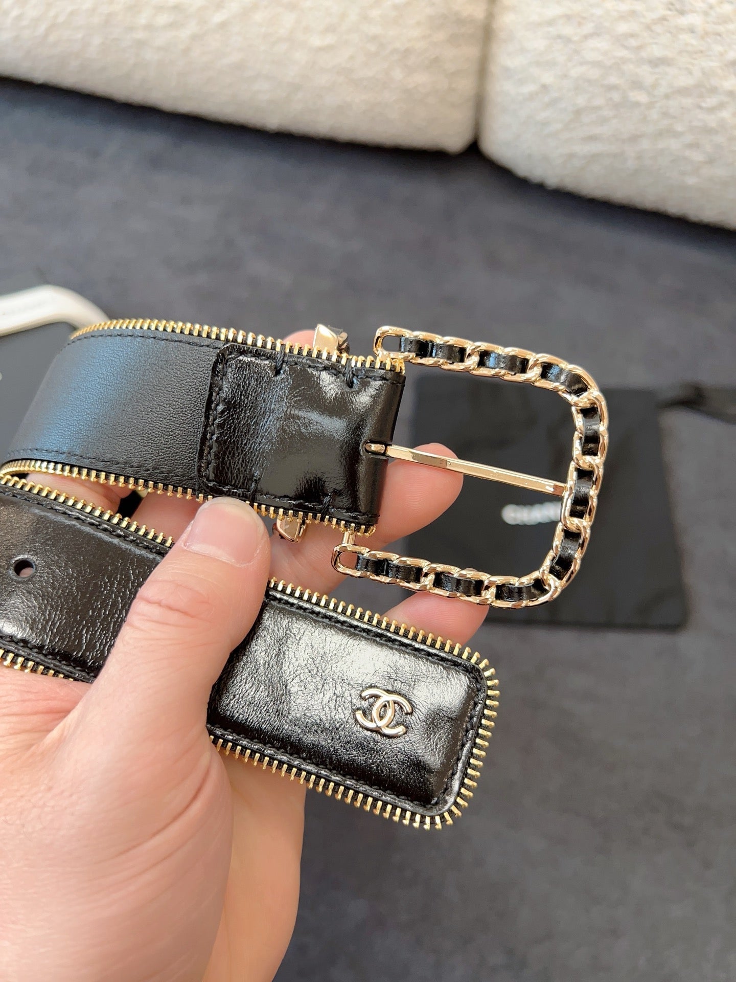 Belt 40Mm In Black Calfskin With Interwoven Chain Buckle Zipper In Trim Gold Hardware