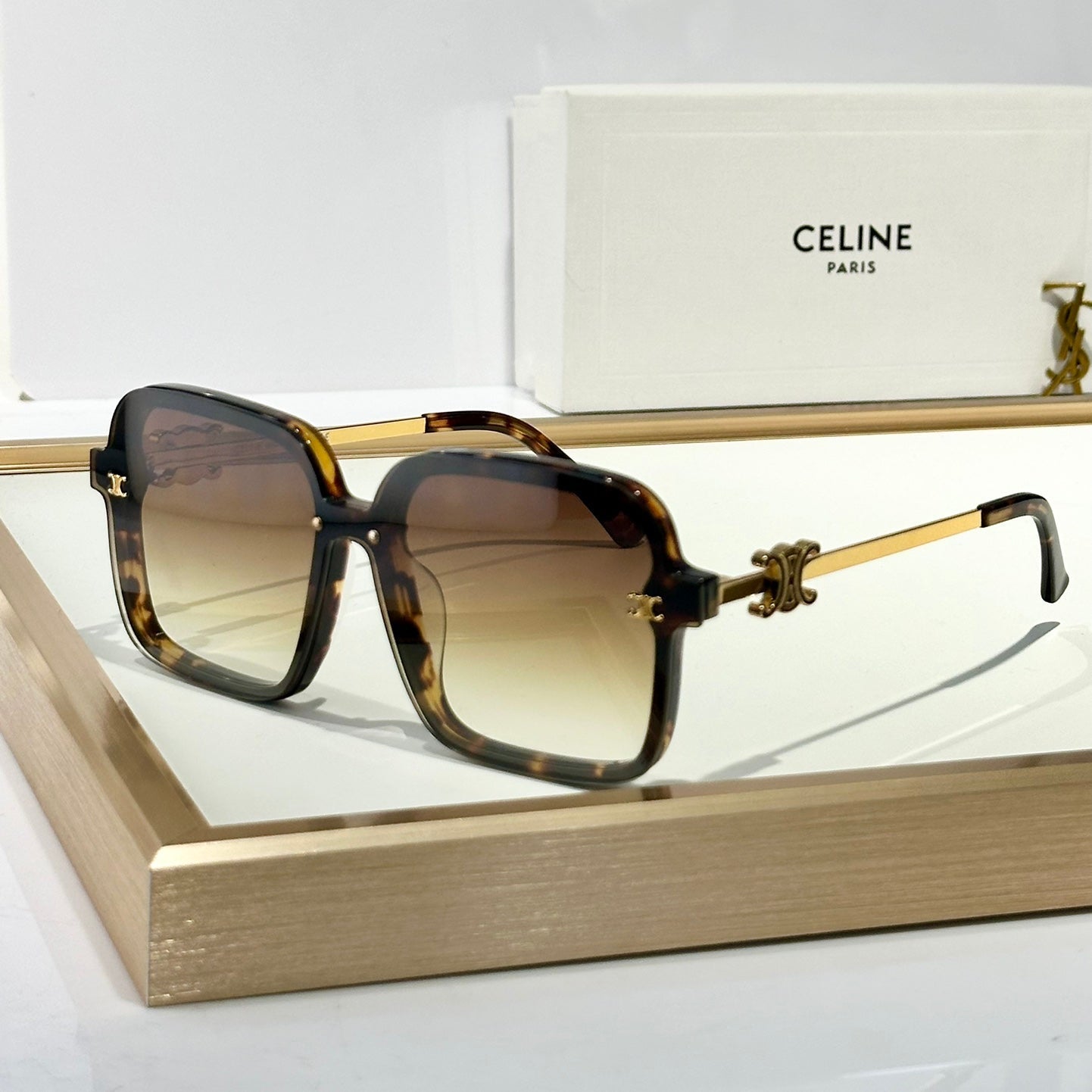 TRIOMPHE SUNGLASSES CL40247U IN METAL