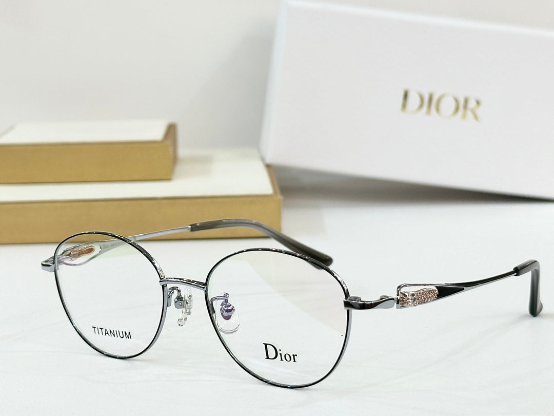 Montaigne Sunglass Cd 0269/S In Titane Embellishes Stones