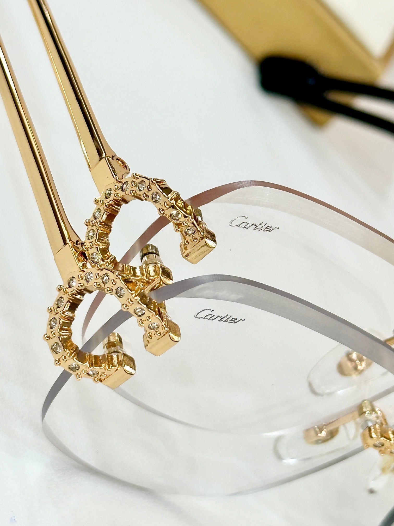 Crystal Studded Rimless Square Frame Sunglasses Ct0603S In Metal Photochromic Lenses