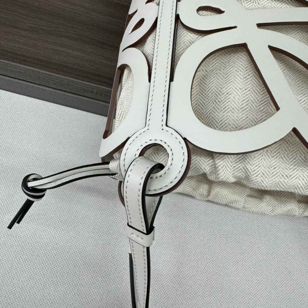 Loew Puzzle Fold Tote Iblack Shiny Calfskin