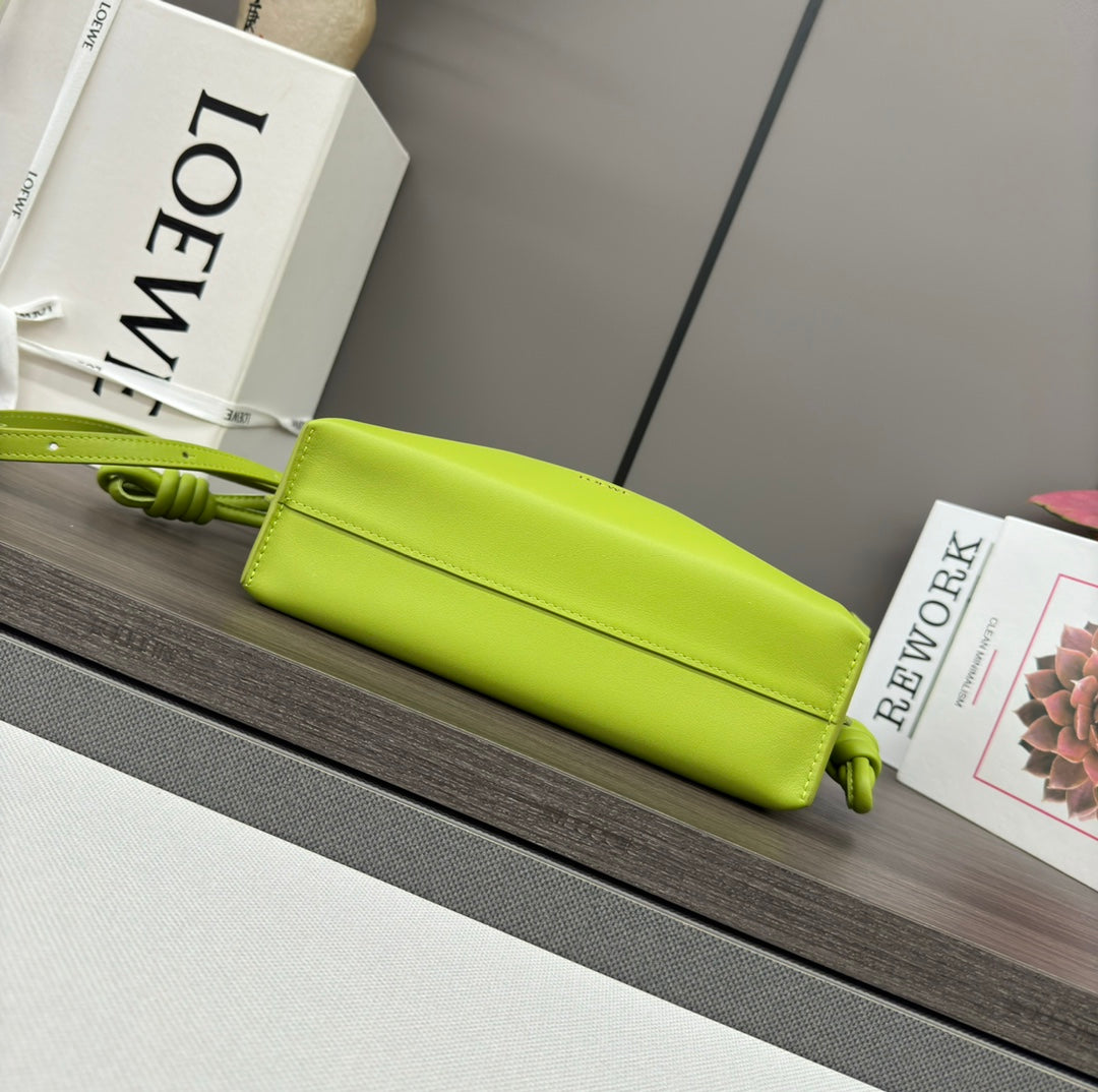 Loew Puzzle Fold Tote Iblack Shiny Calfskin