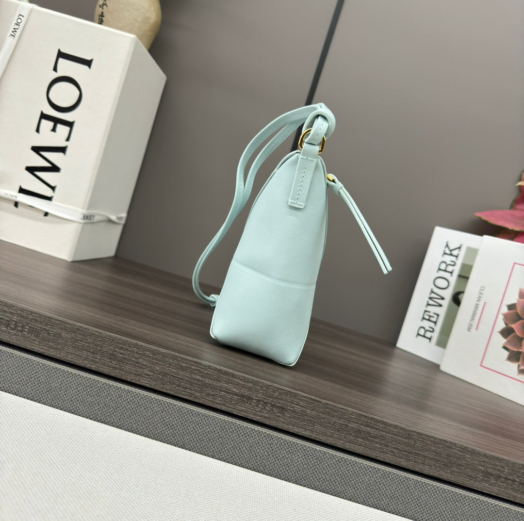 Loew Puzzle Fold Tote Iblack Shiny Calfskin