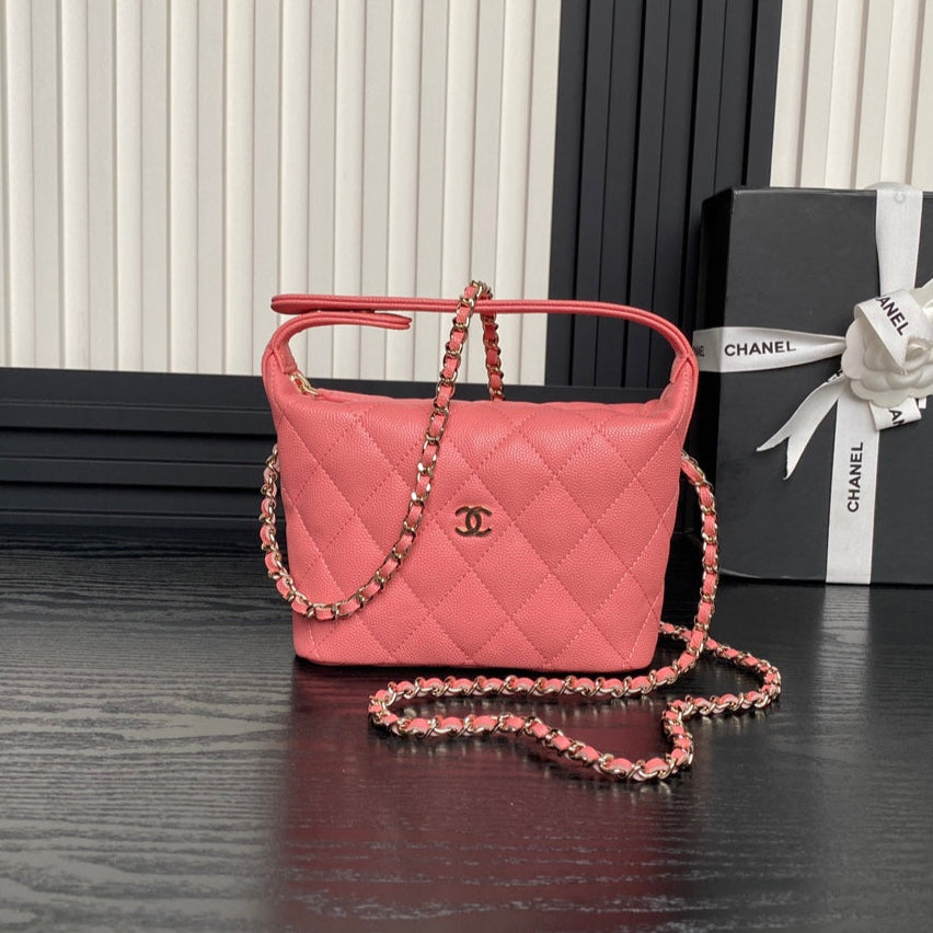 CC Large Tote 39 Light Beige Canvas Pearl Logo