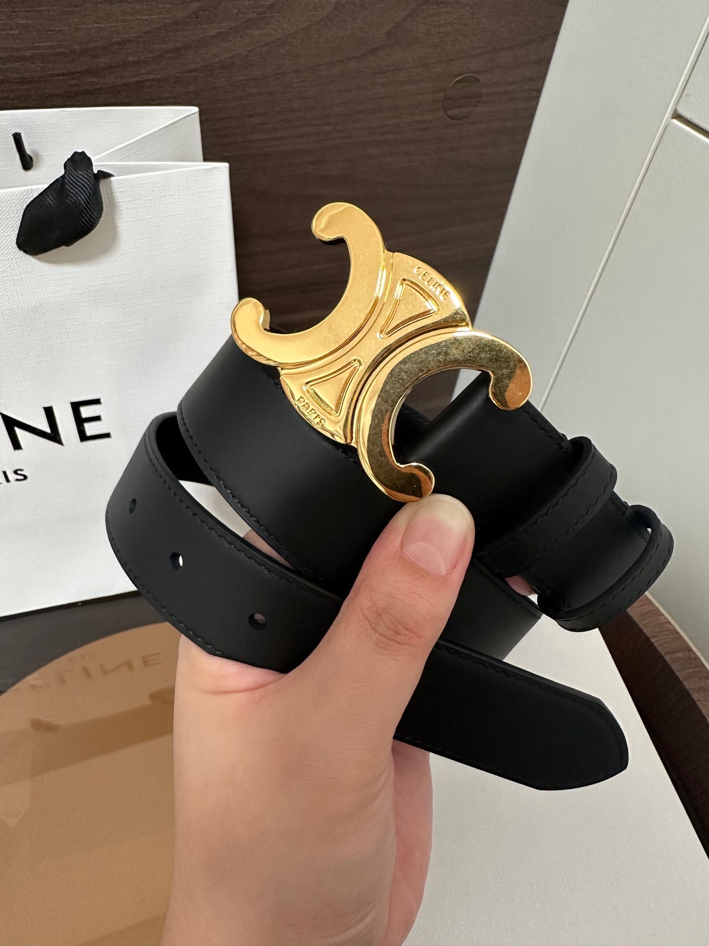 Triomphe Belt 30Mm In Black Calfskin With Gold Buckle