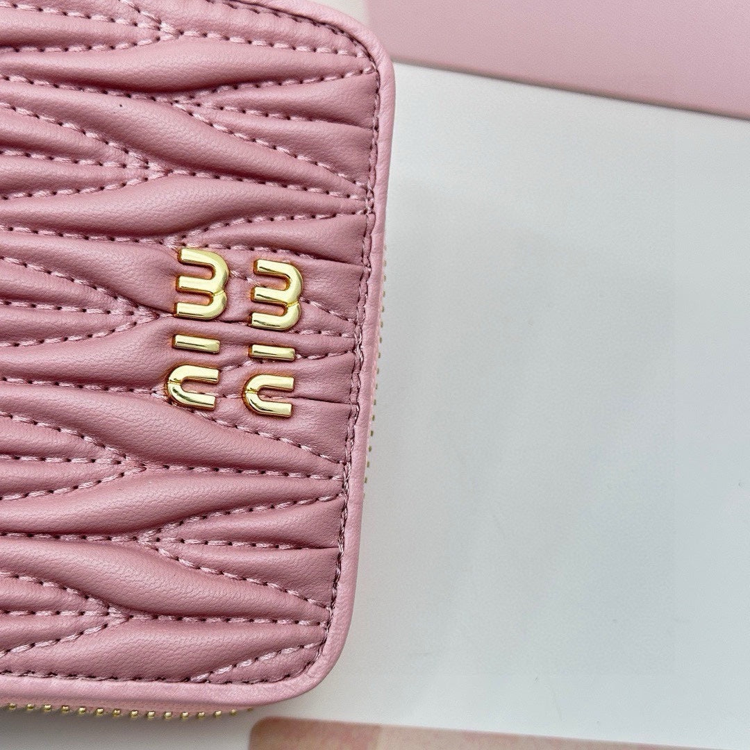 Richelieu Wallet 19 In Classic Red Goyardine Canvas