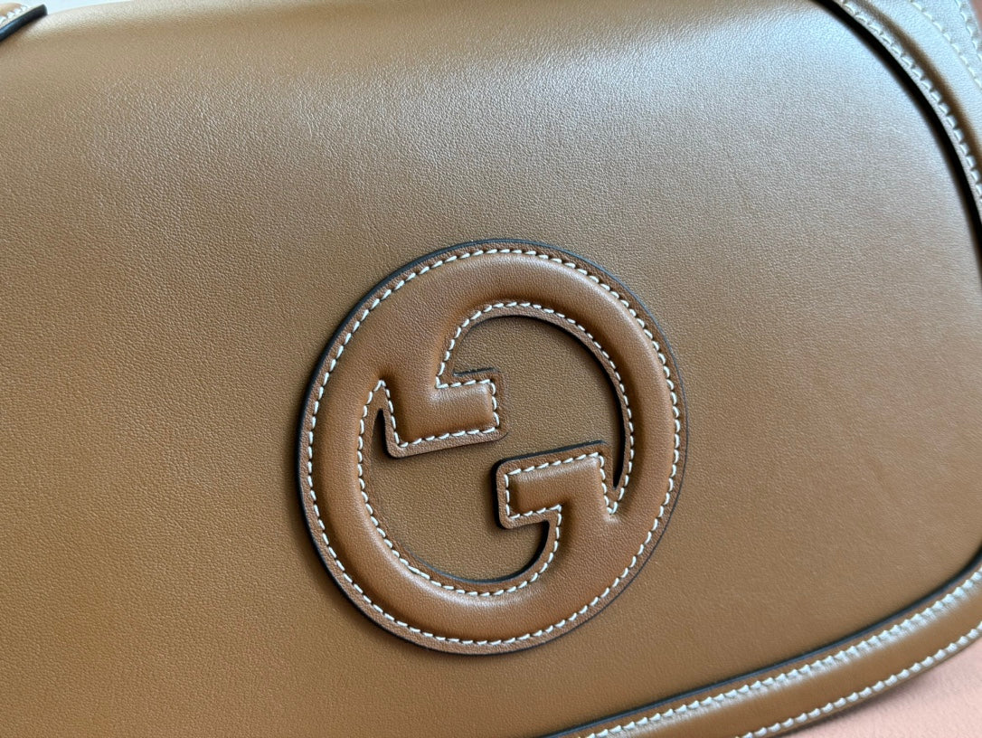 Gucci Blondie 32 Bag Brown Leather 239900