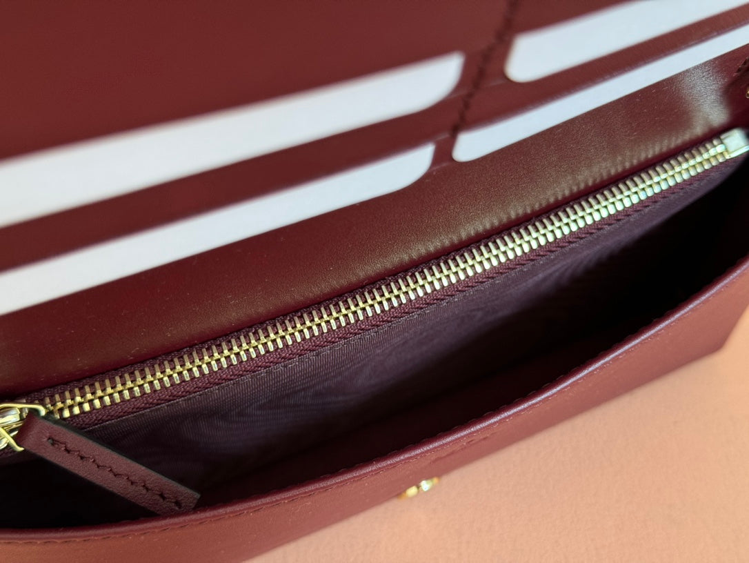 Richelieu Wallet 19 In Classic Red Goyardine Canvas