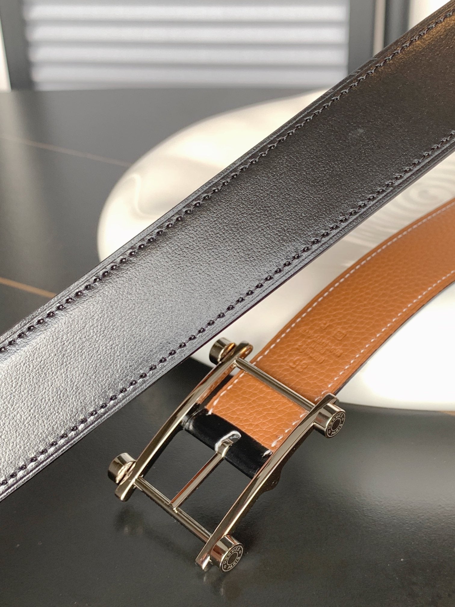 Hm Reversible Black And Bronze Brown Leather Strap 32 Mm Silver Hardware