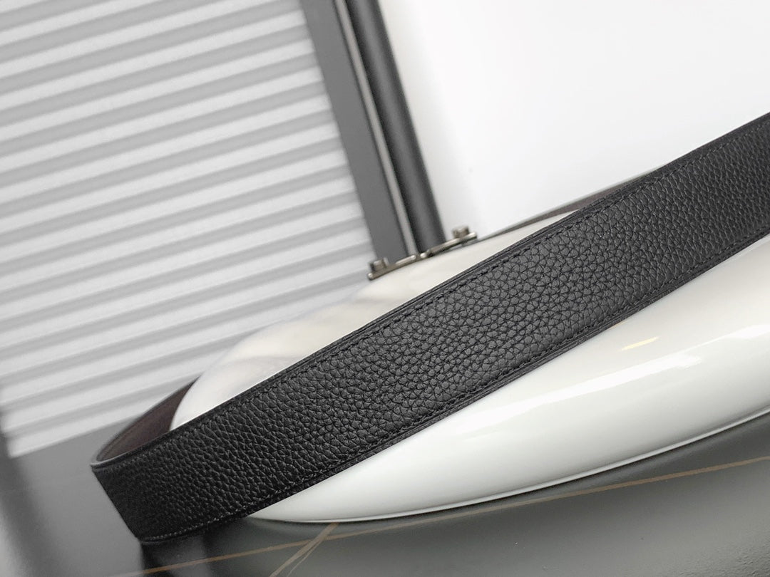 Hm Reversible Black And Chocolate Brown Leather Strap 32 Mm Copper Hardware