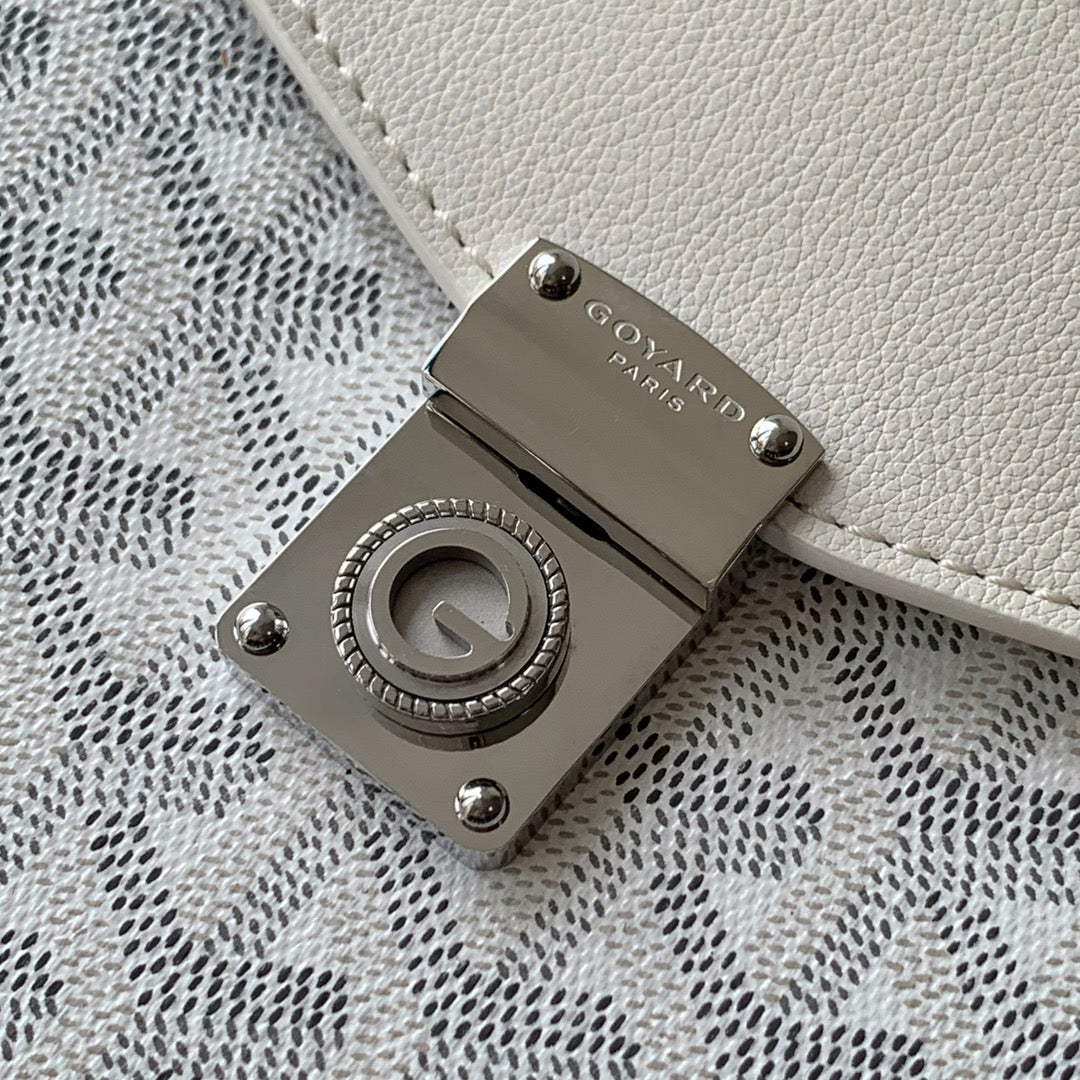 Richelieu Wallet 19 In Classic Red Goyardine Canvas