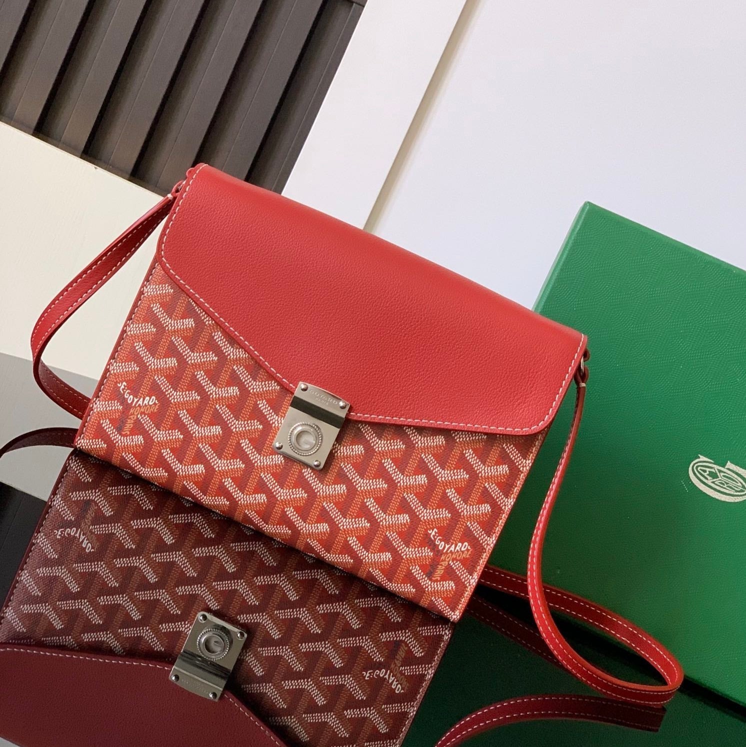 Richelieu Wallet 19 In Classic Red Goyardine Canvas