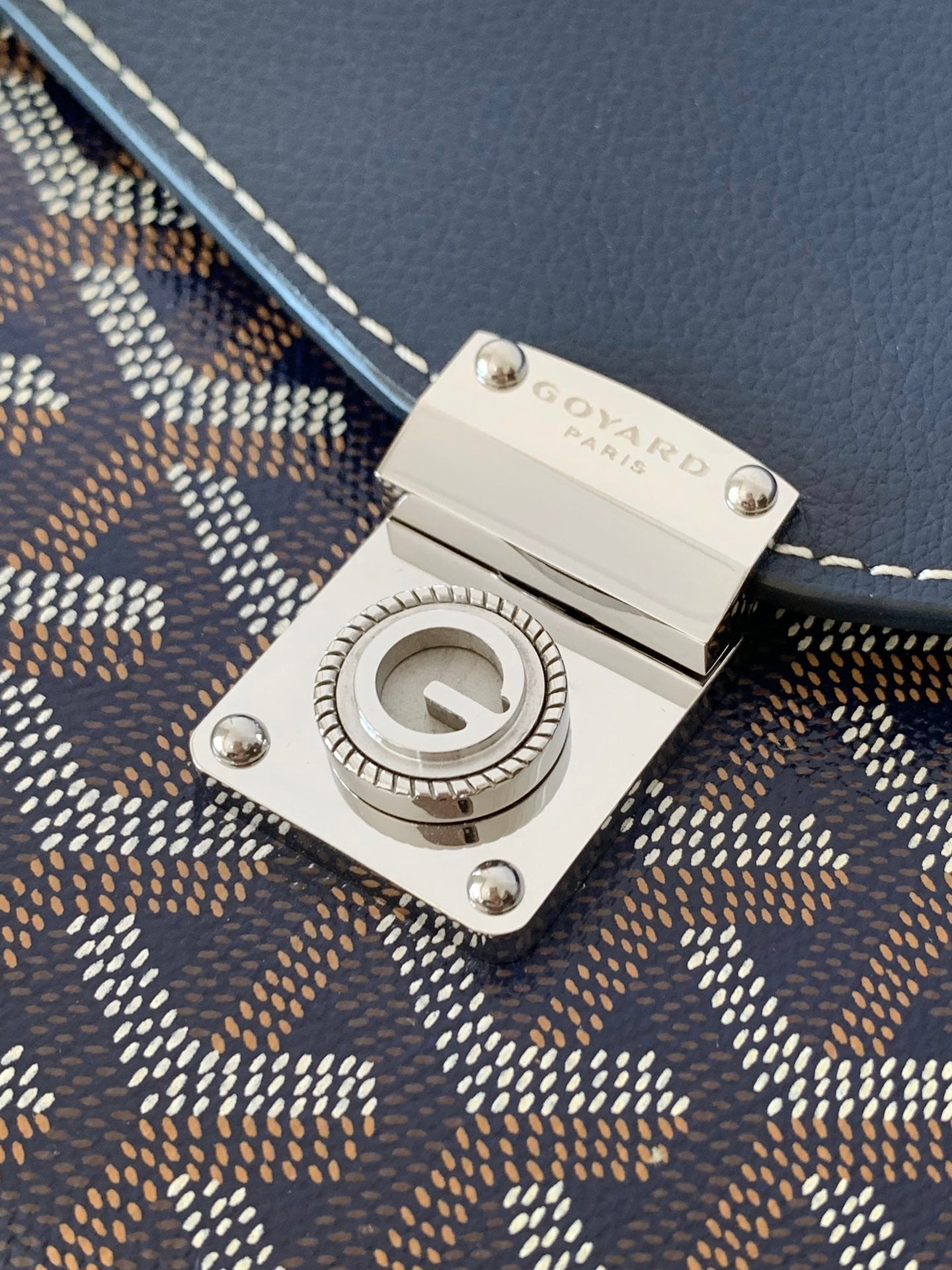 Richelieu Wallet 19 In Classic Red Goyardine Canvas