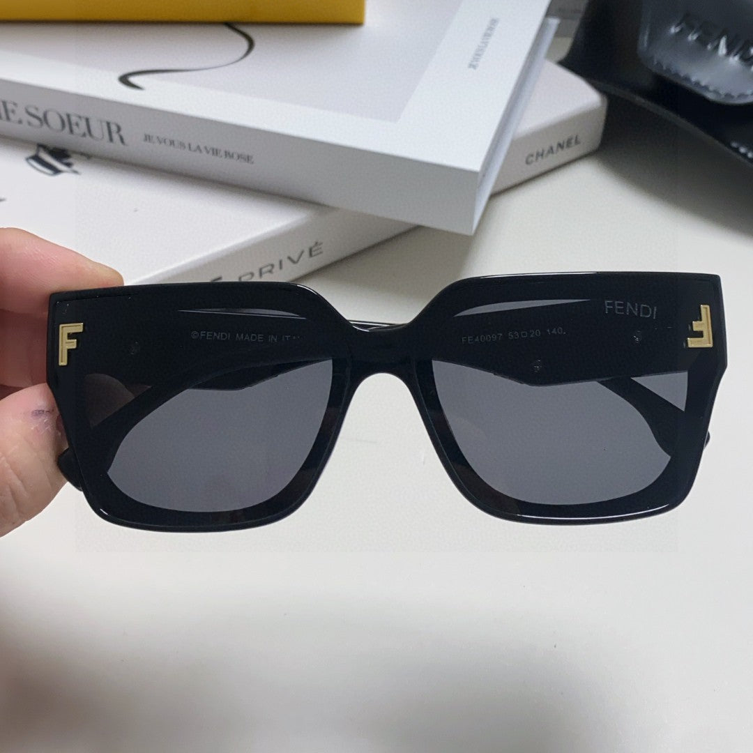 Roma Square Frame Sunglasses 557153 In Acetate