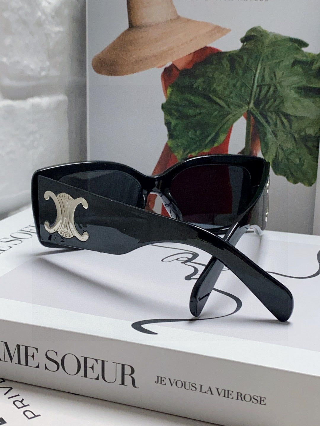TRIOMPHE SUNGLASSES 548601 IN BLACK ACETATE SILVER LOGO