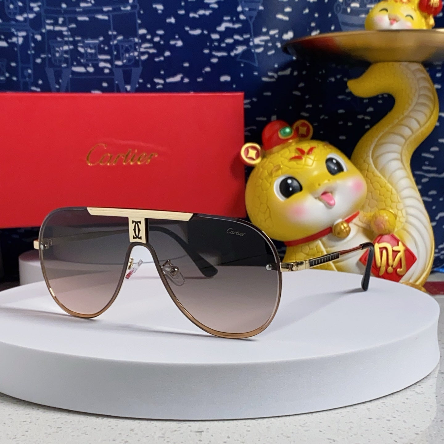 Signature Aviator Frame Sunglasses  563238 In Metal