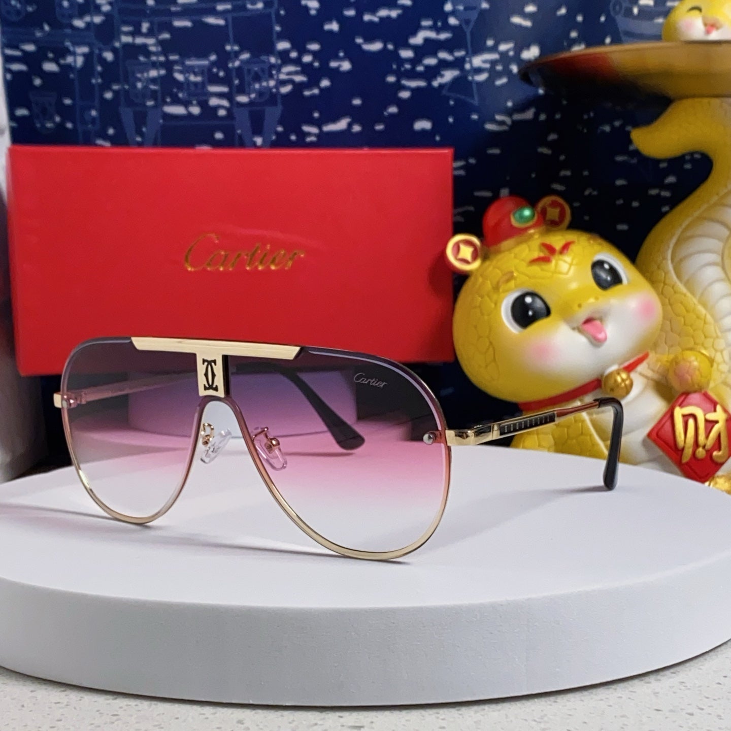 Signature Aviator Frame Sunglasses  563238 In Metal