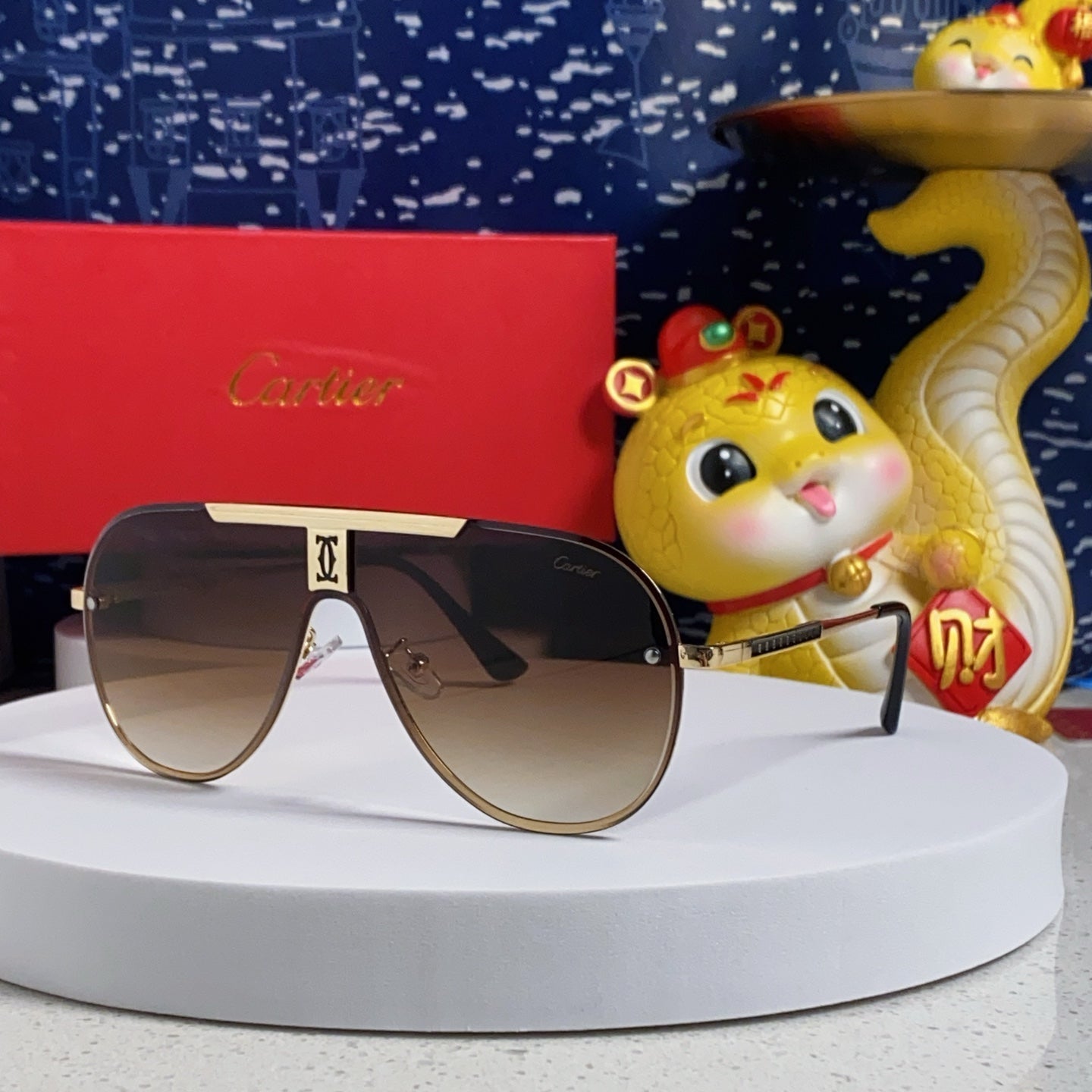 Signature Aviator Frame Sunglasses  563238 In Metal