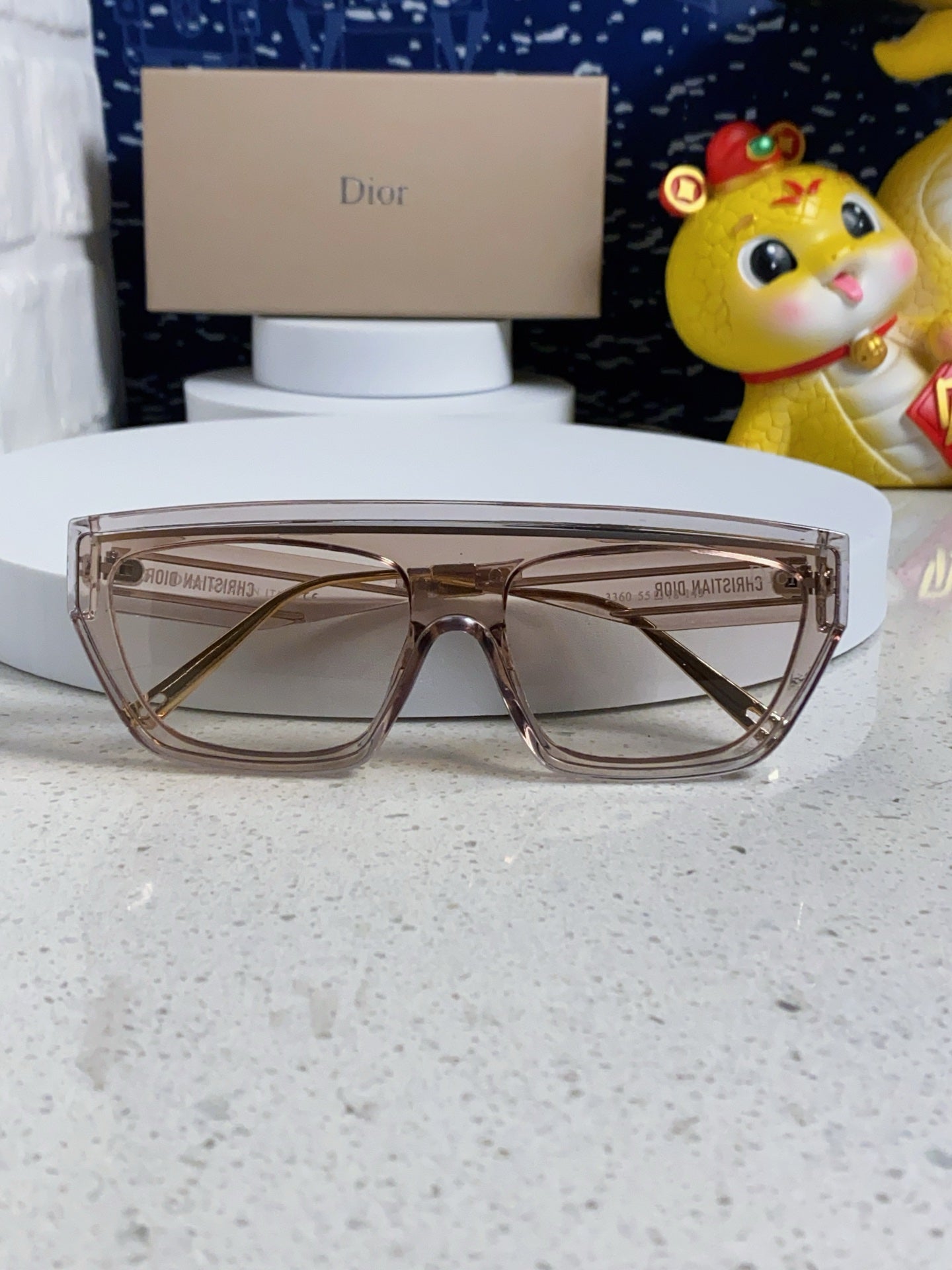 Montaigne Sunglass Club M7U In Brown Clear Acetate