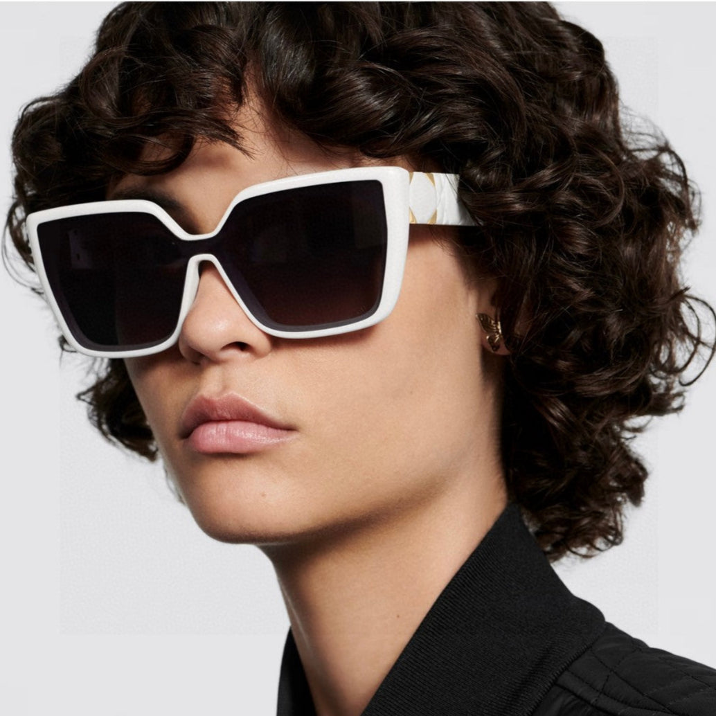 Lady 95.22 S2F Sunglass 571584 In White Acetate