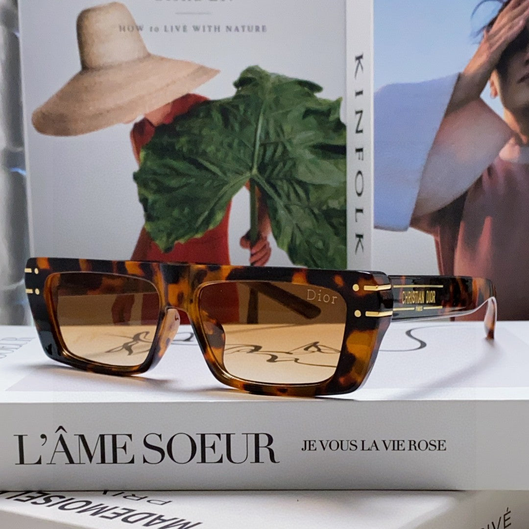 Signature Sunglass 571587 In Havana Acetate