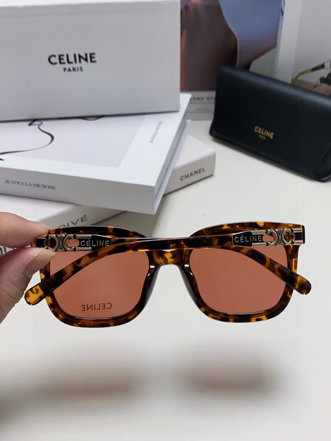 TRIOMPHE SUNGLASSES 573251 IN HAVANA ACETATE METAL LOGO