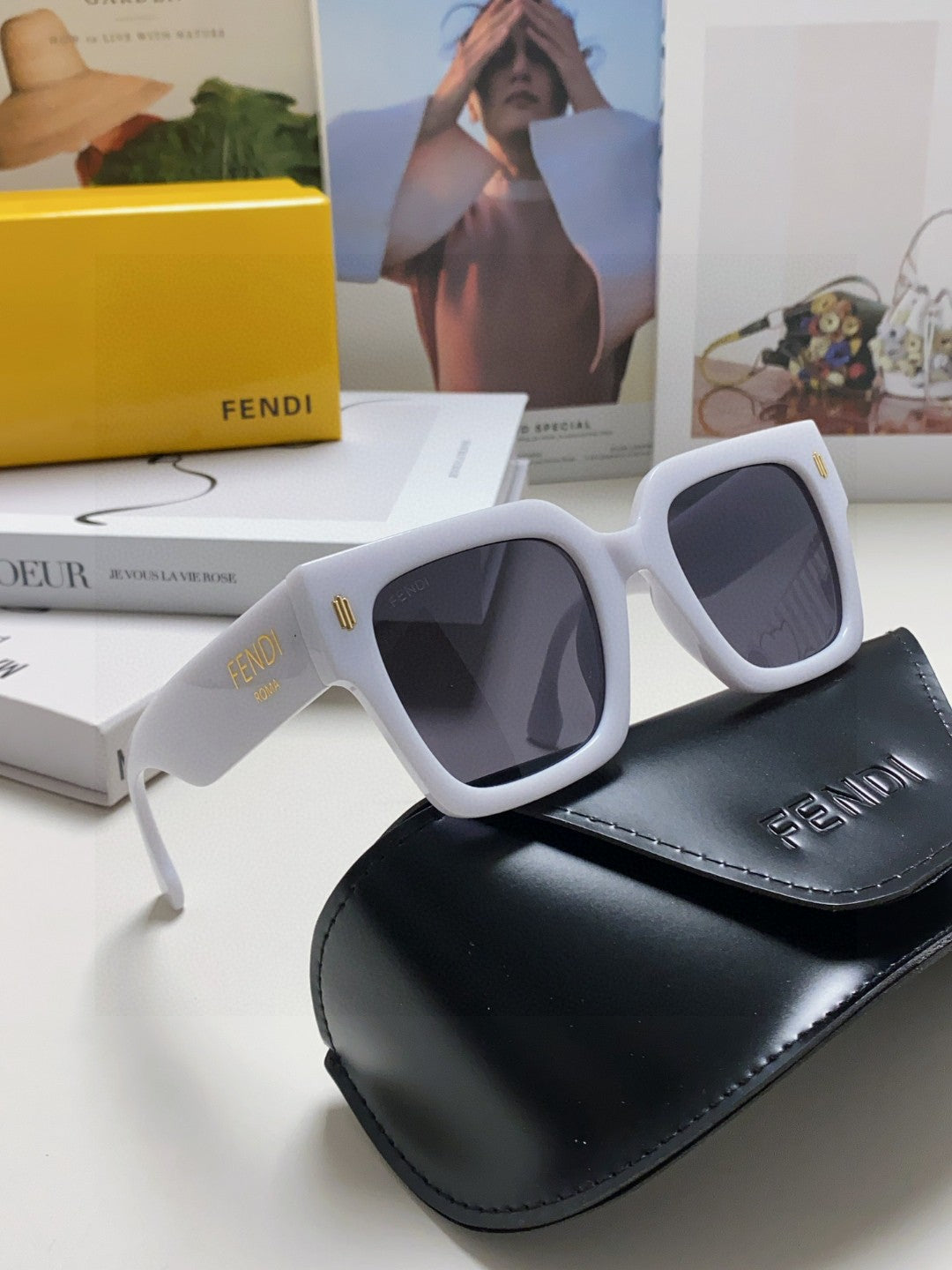 Fen First Chunky Square Frame Sunglasses 542081 In Acetate