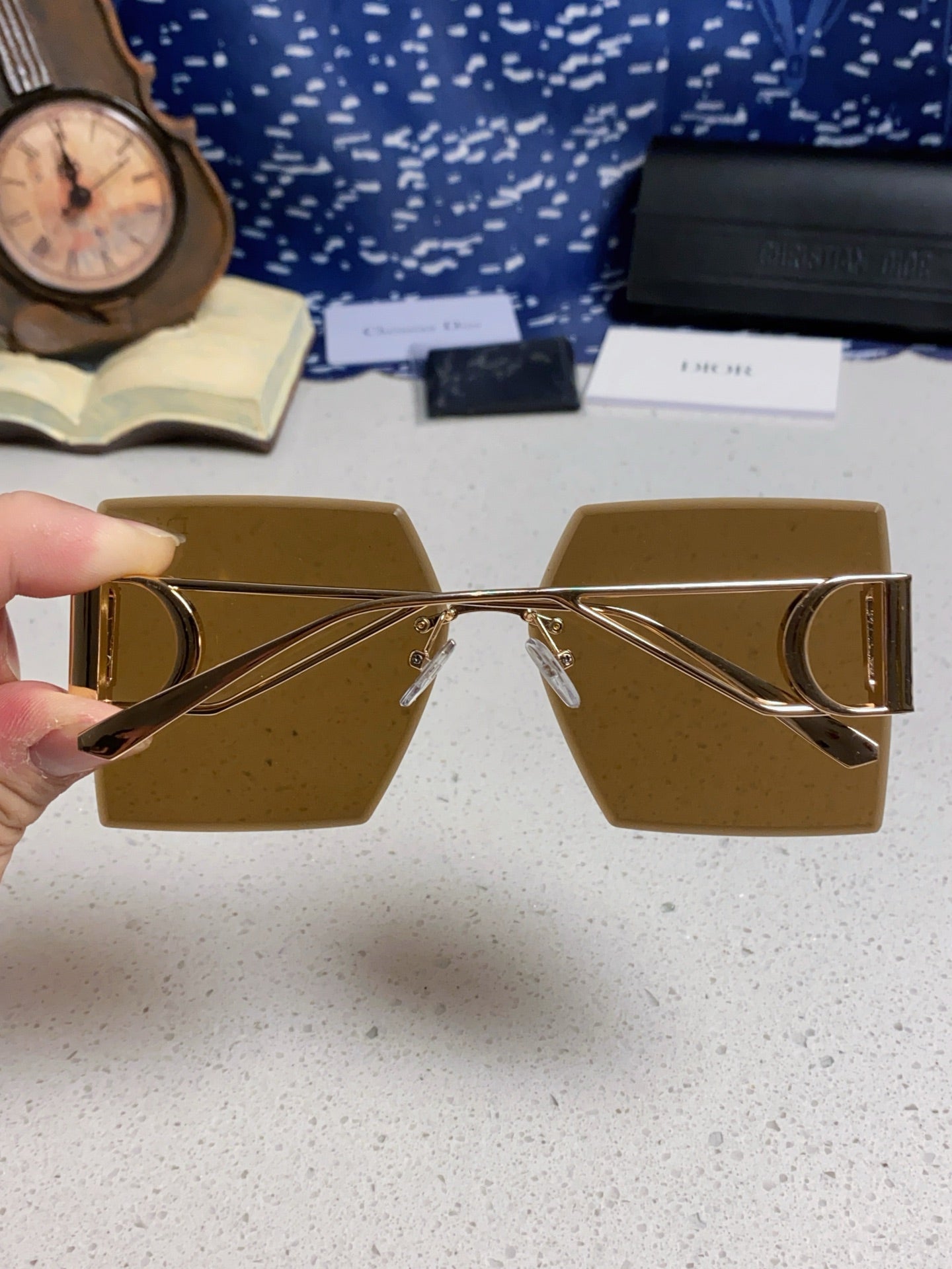 30Montaigne S7U Sunglass 578108 In Gold Metal Brown Lenses