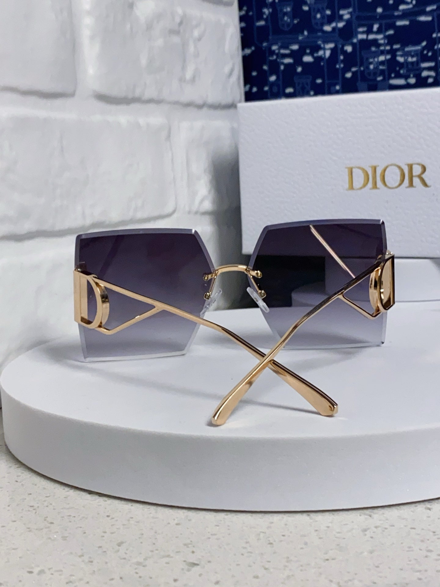 30Montaigne S7U Sunglass 578109 In Gold Metal Grey Smoke Lenses