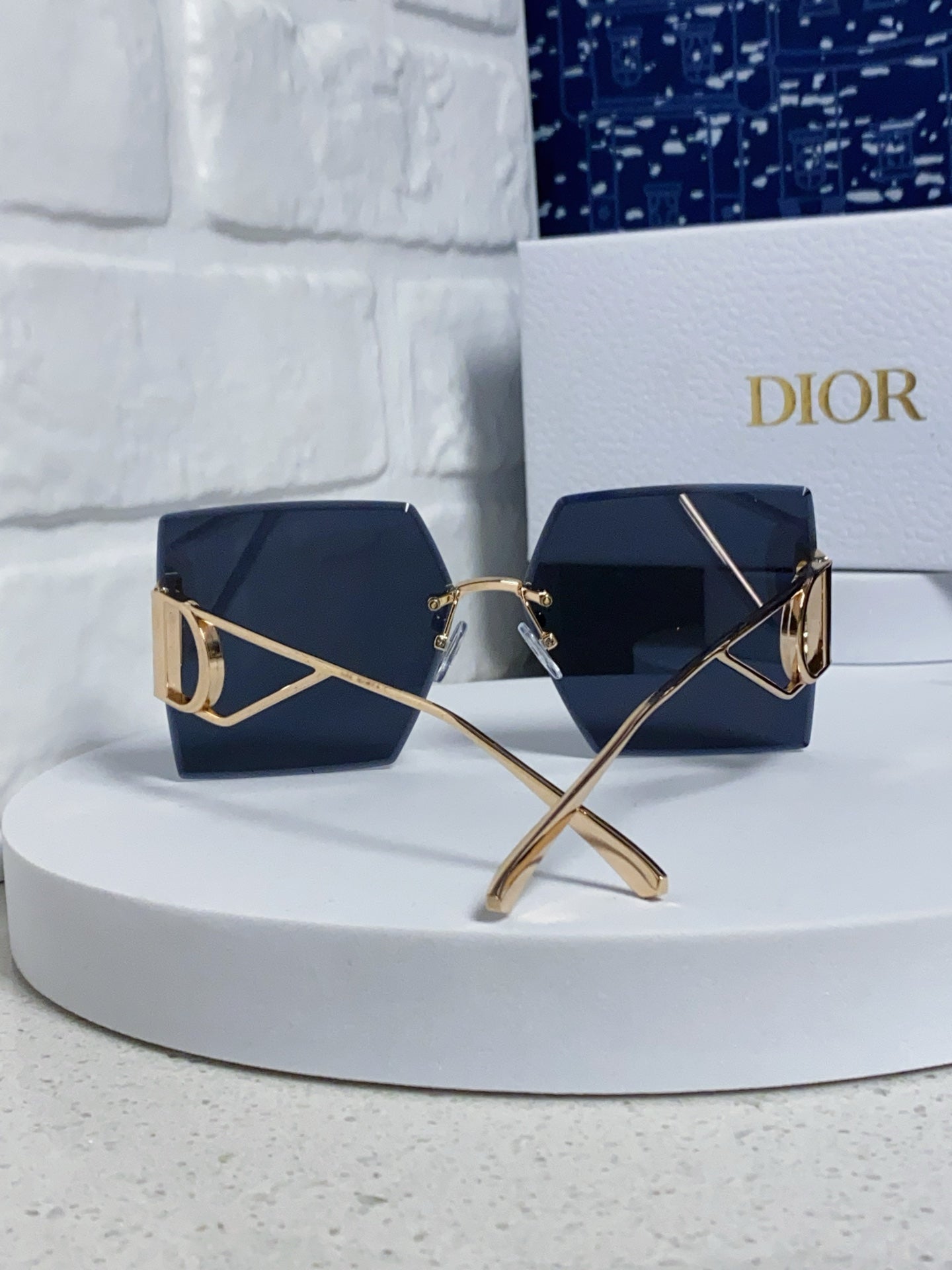 30Montaigne S7U Sunglass 578110 In Gold Metal Grey Lenses