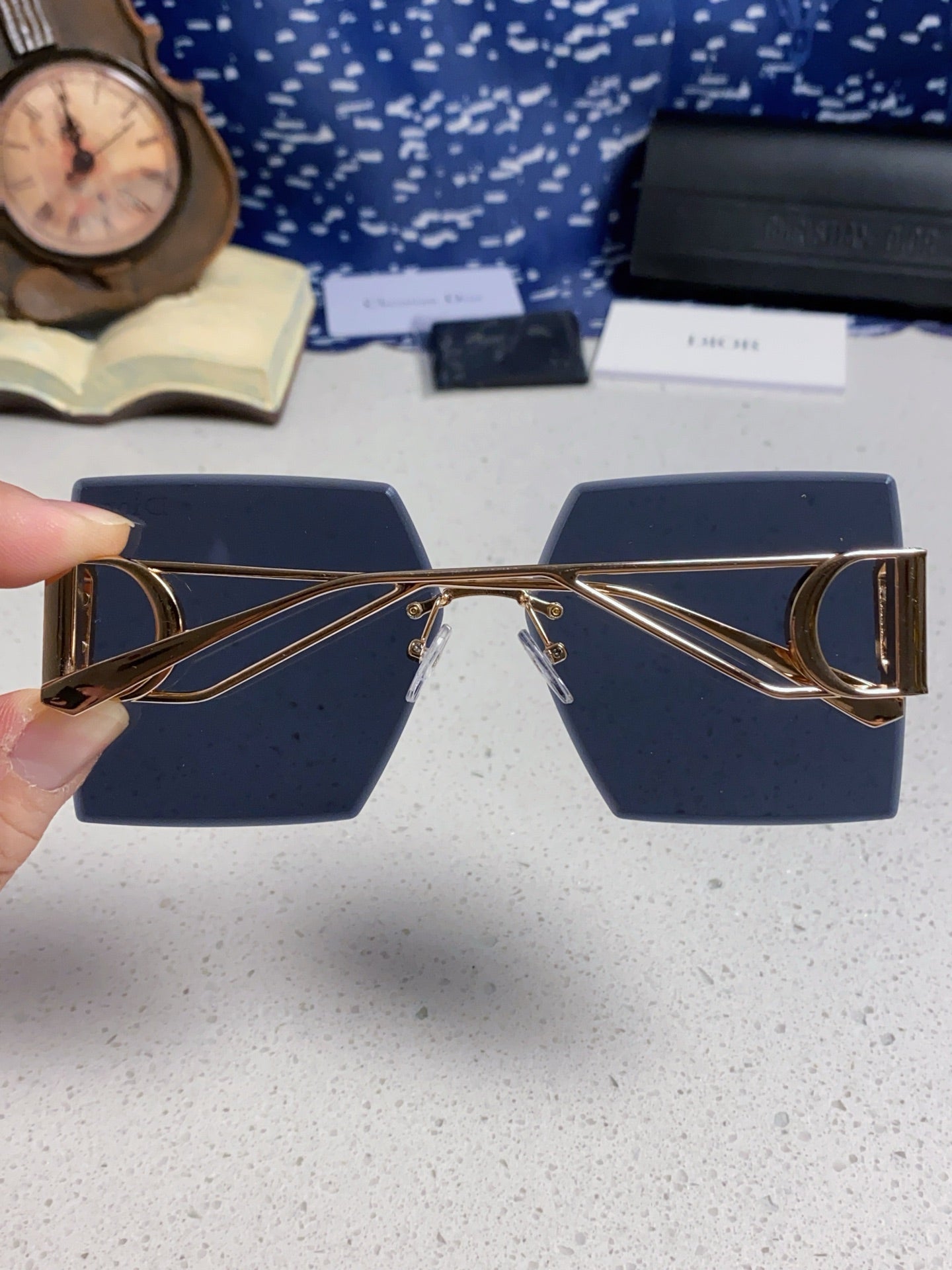 30Montaigne S7U Sunglass 578110 In Gold Metal Grey Lenses