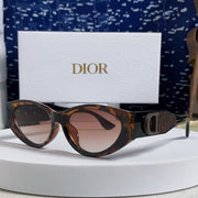 Montaigne Sunglass 578114 In Havana Acetate