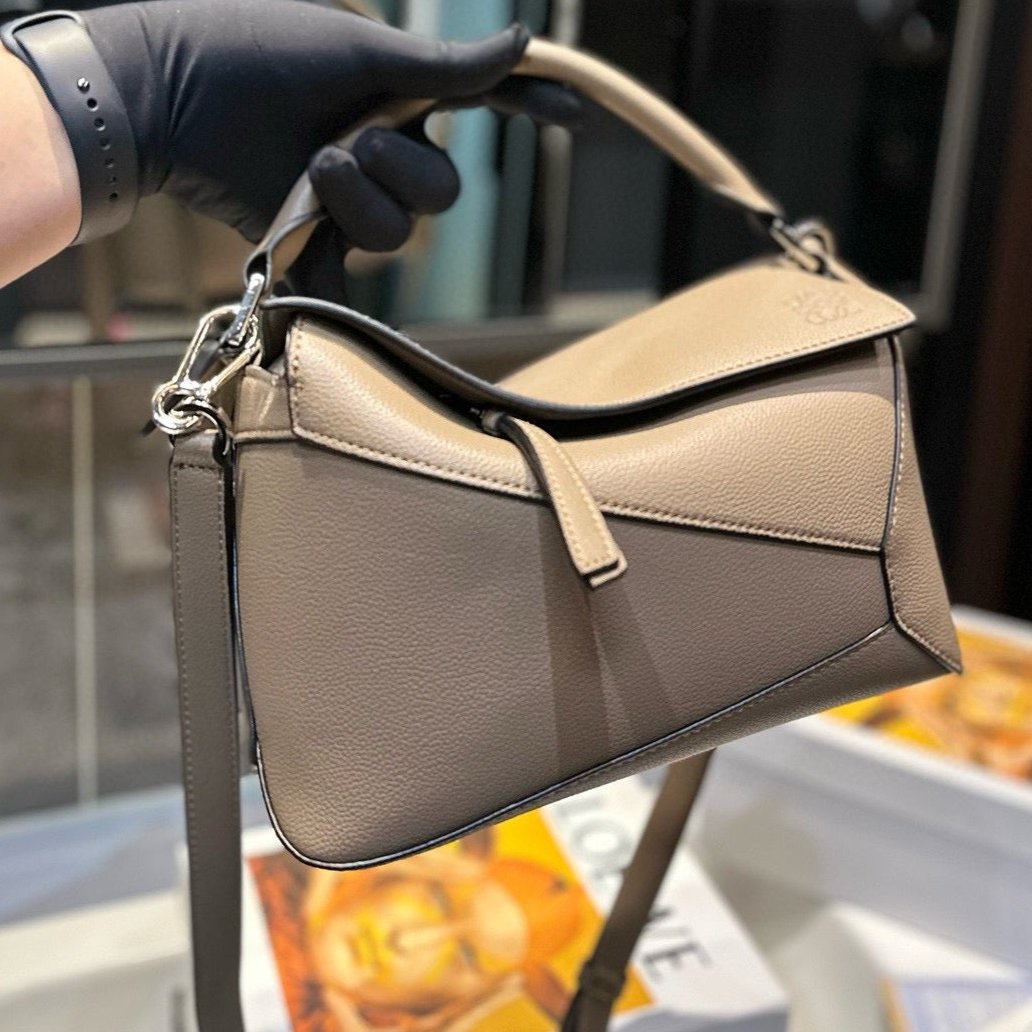 Loew Puzzle Fold Tote Iblack Shiny Calfskin