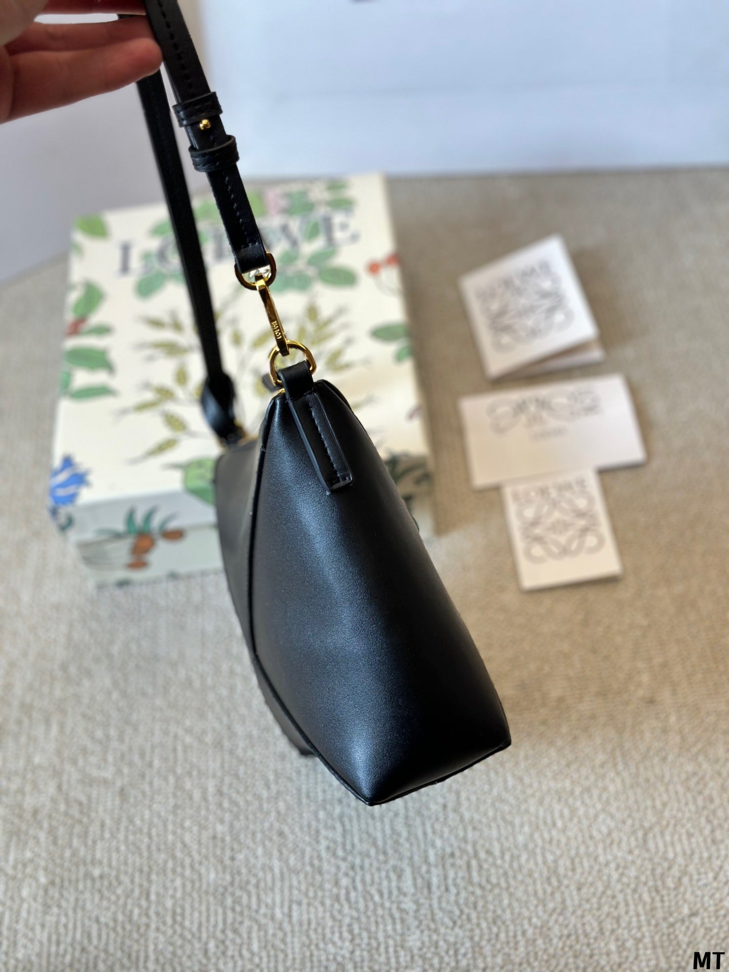 Loew Puzzle Fold Tote Iblack Shiny Calfskin