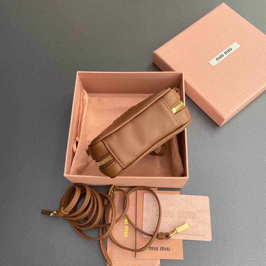 Richelieu Wallet 19 In Classic Red Goyardine Canvas