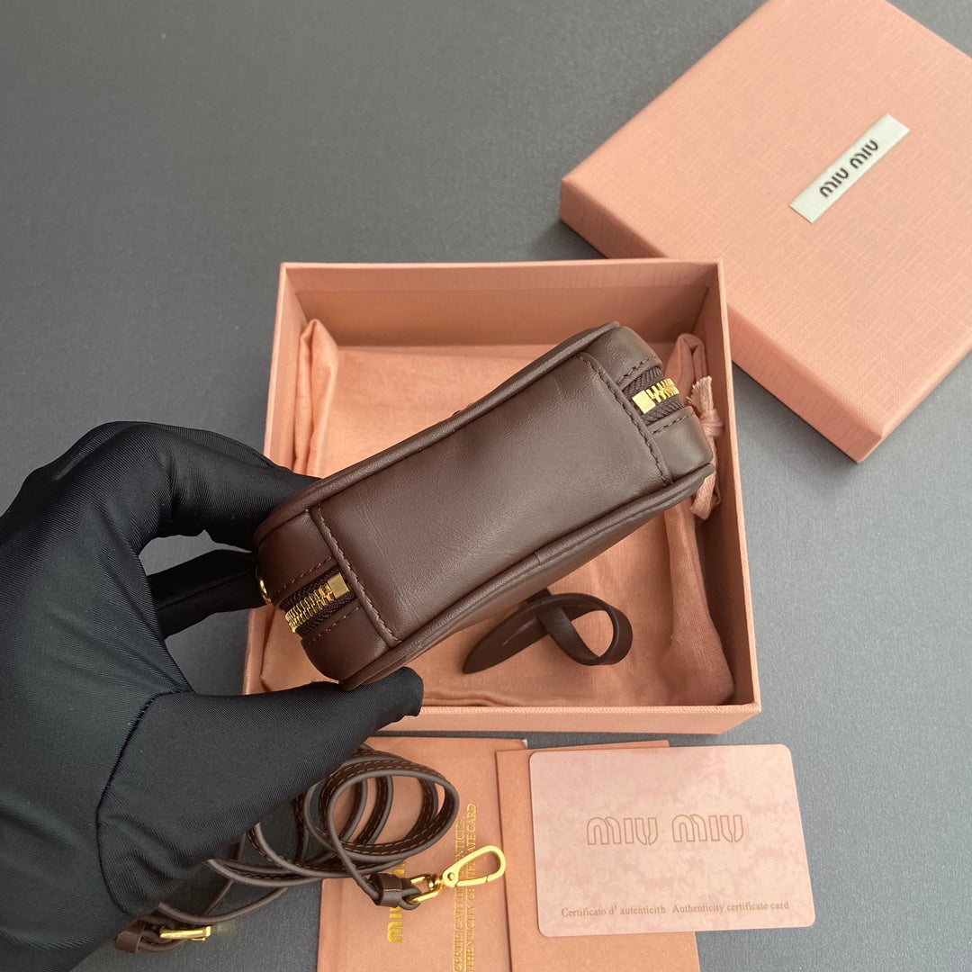 Richelieu Wallet 19 In Classic Red Goyardine Canvas