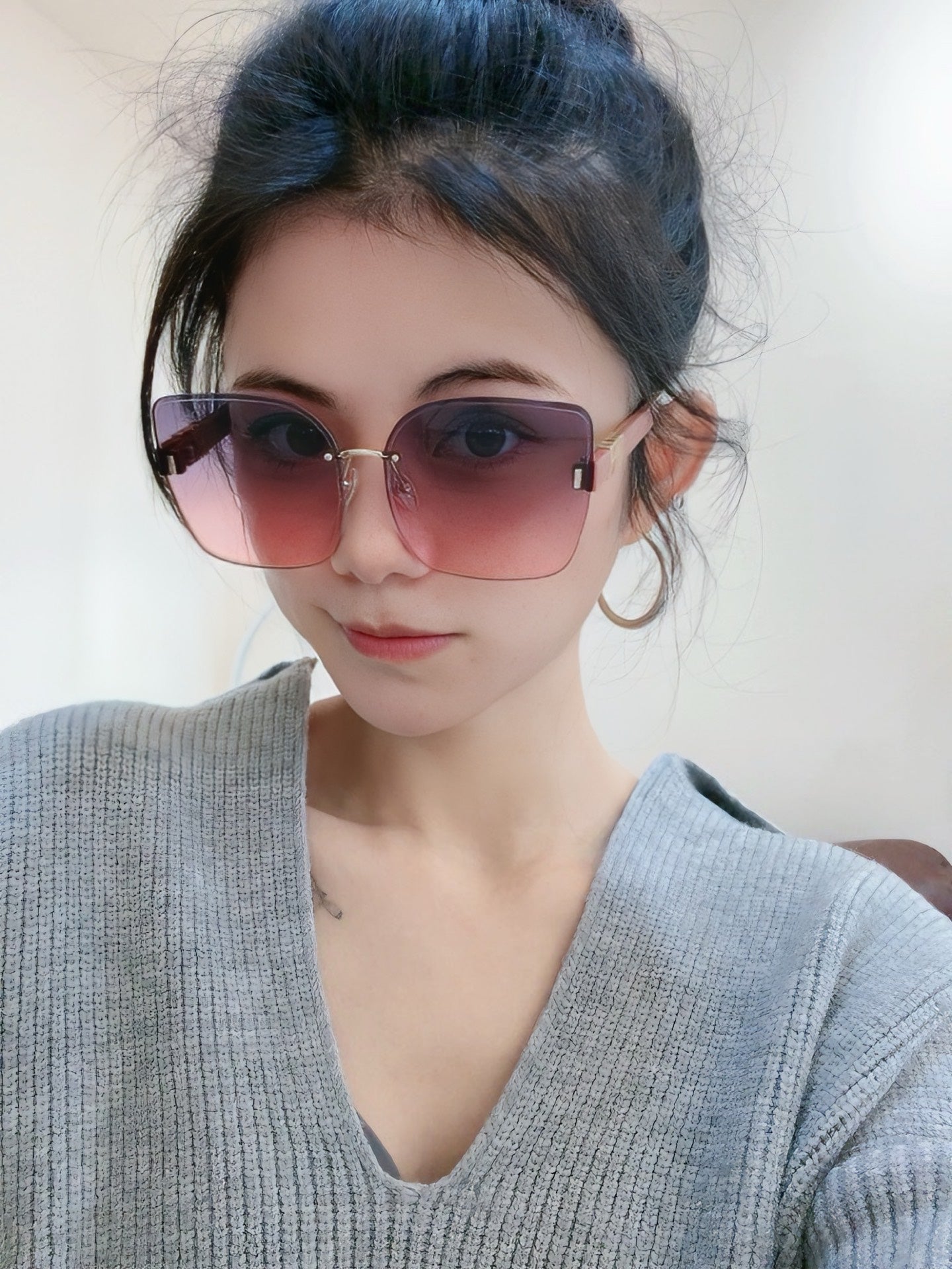 Signature Sunglass 575718 In Acetate