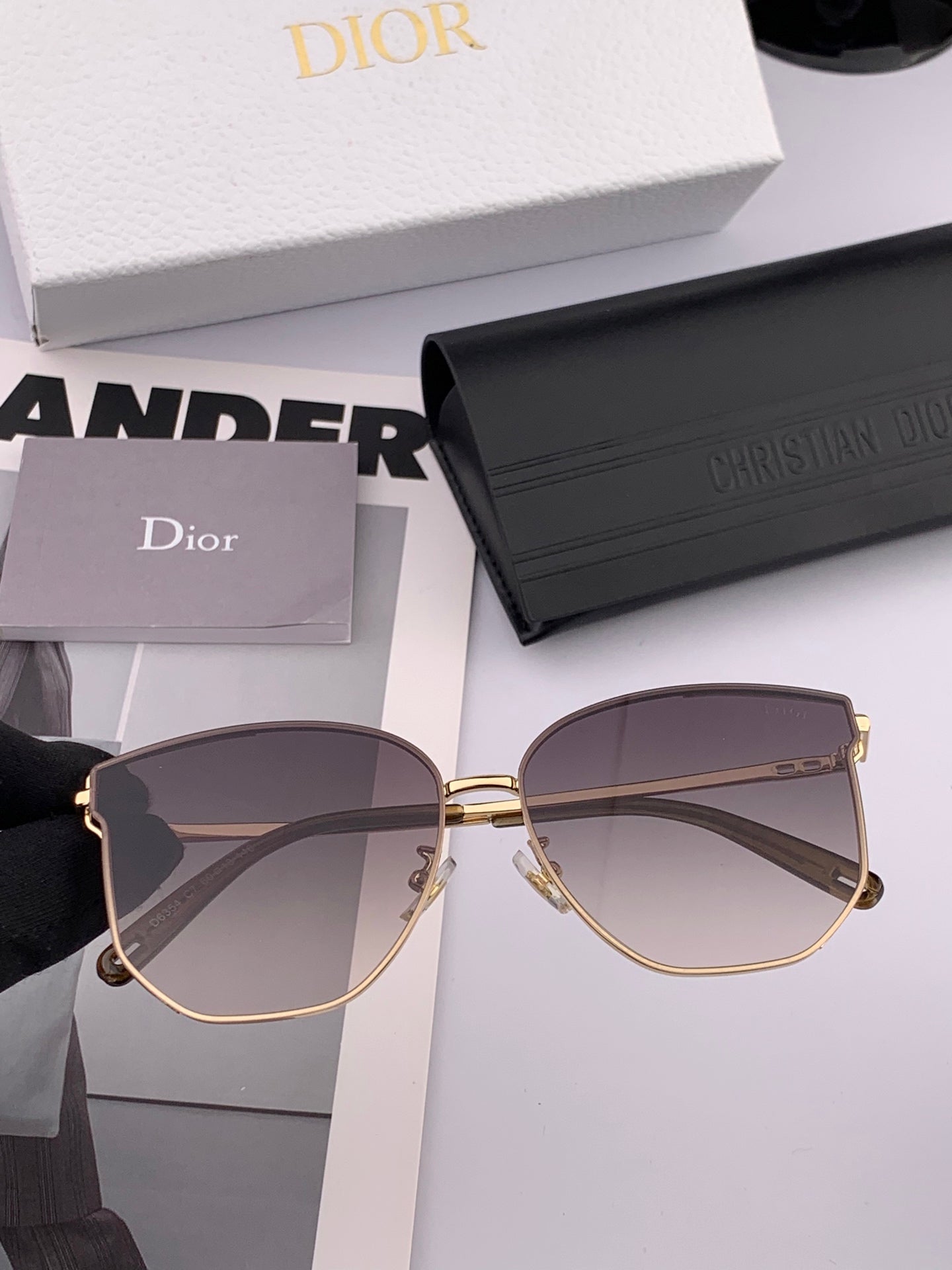 Montaigne Sunglass Cd4635 In Acetate