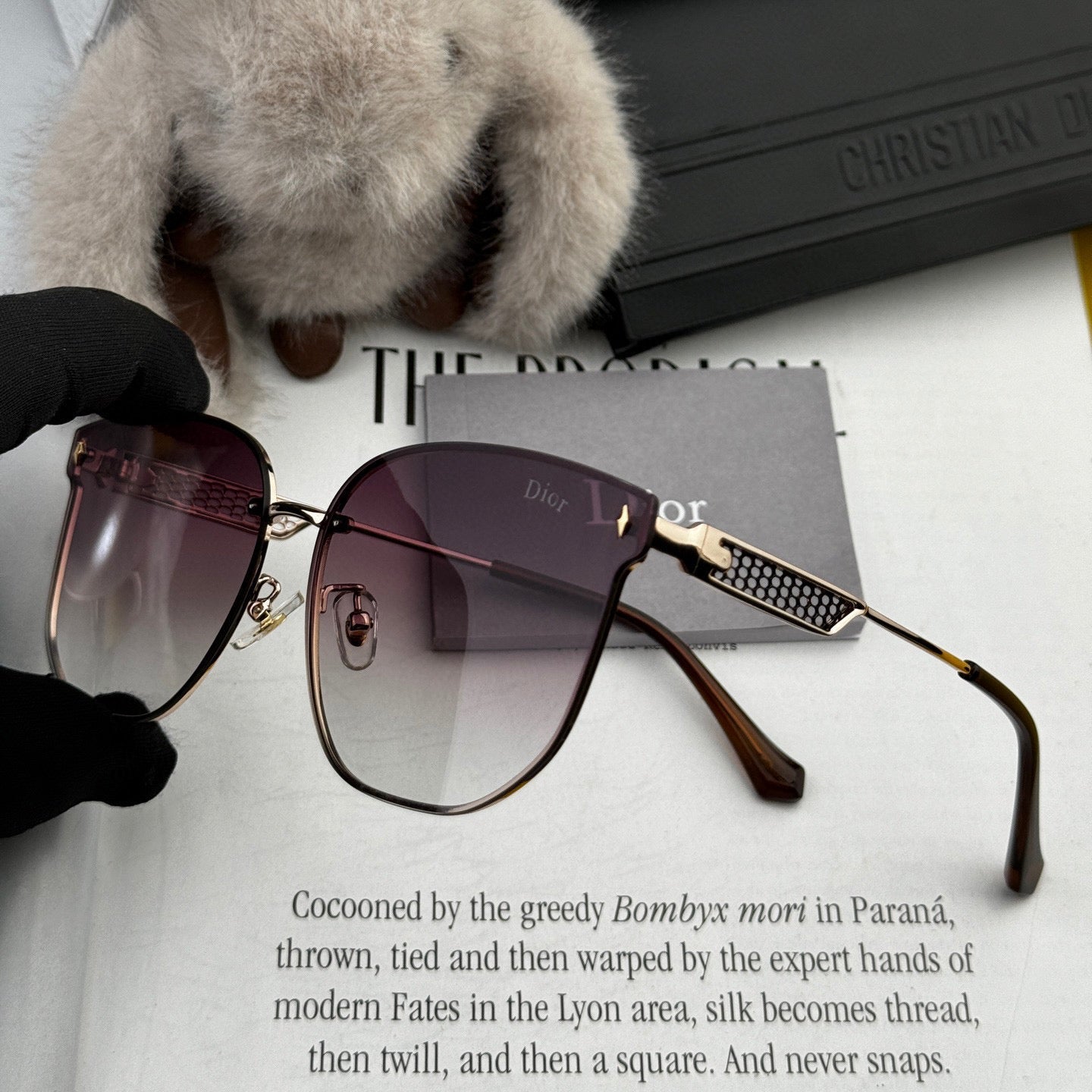 Montaigne Sunglass Cd8640 In Metal