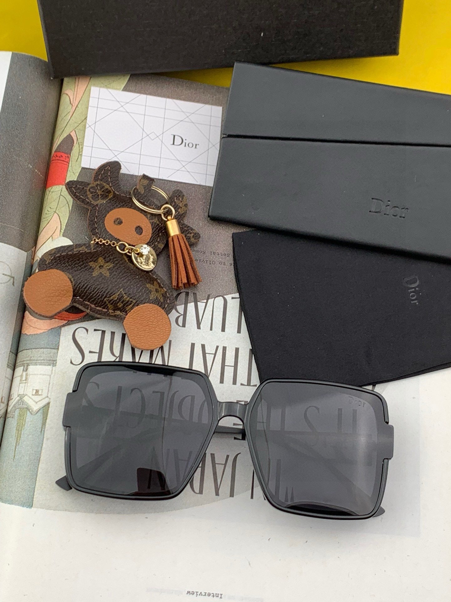 Montaigne Sunglass D5541 In Metal