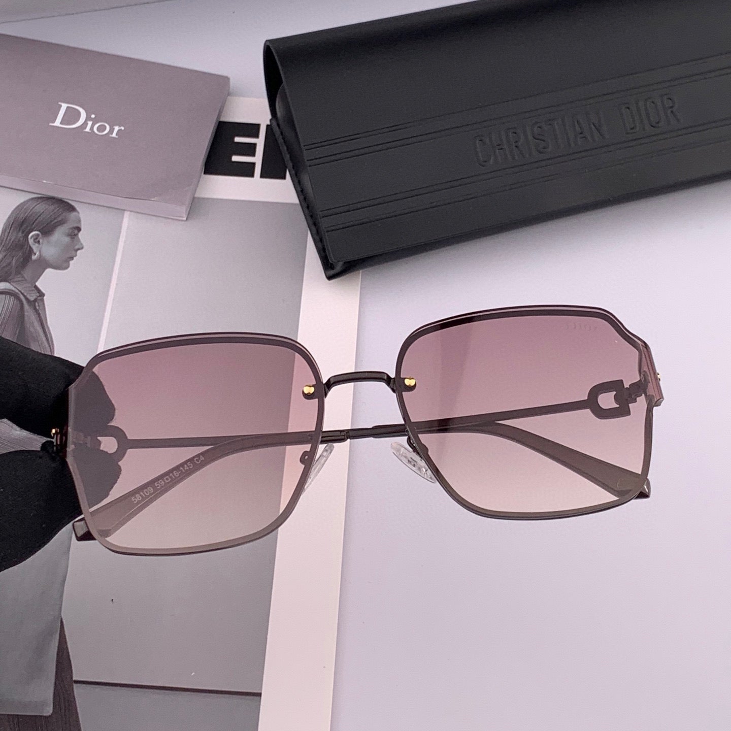 Montaigne Sunglass Cd95810 In Metal