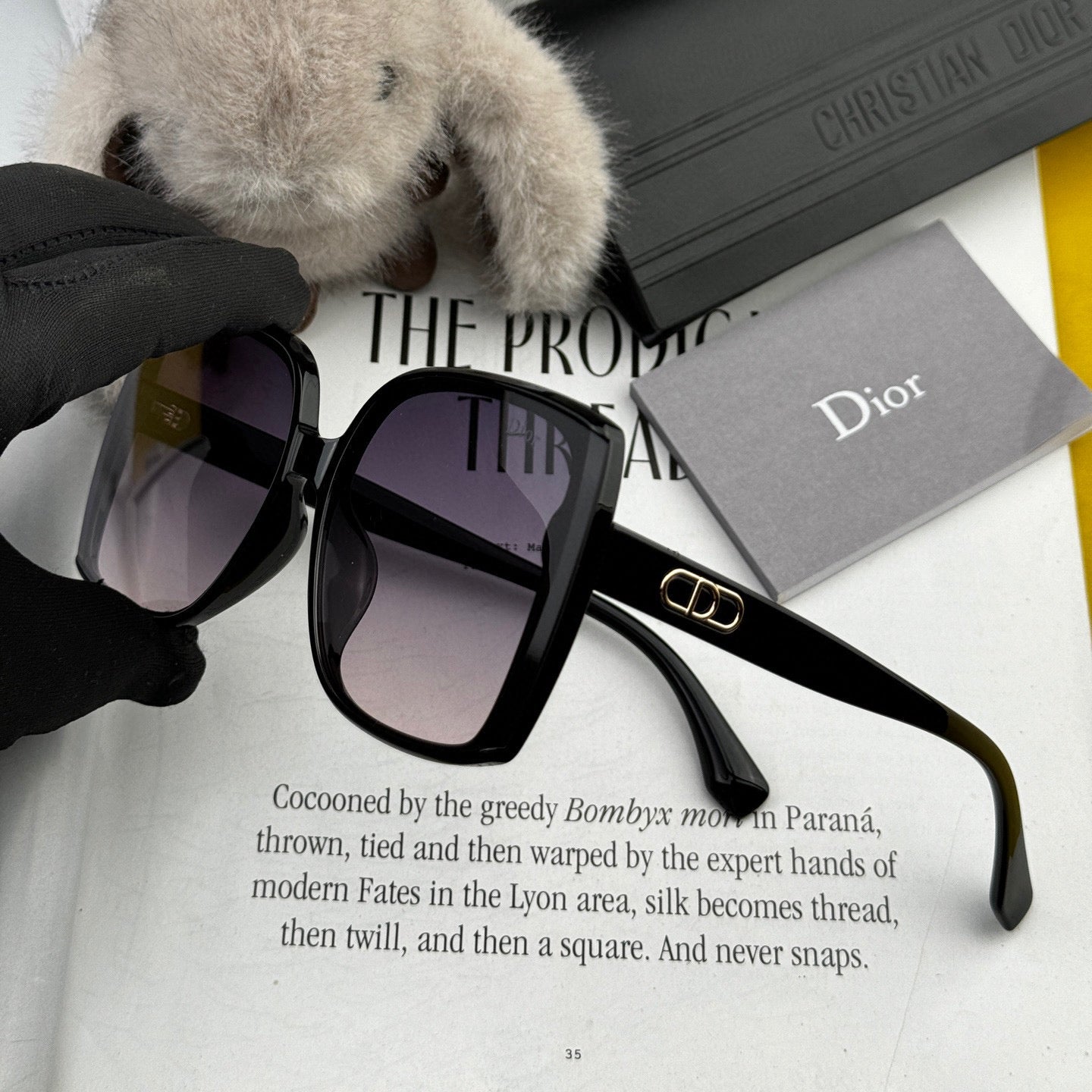 Montaigne Sunglass Cd3311 In Acetate