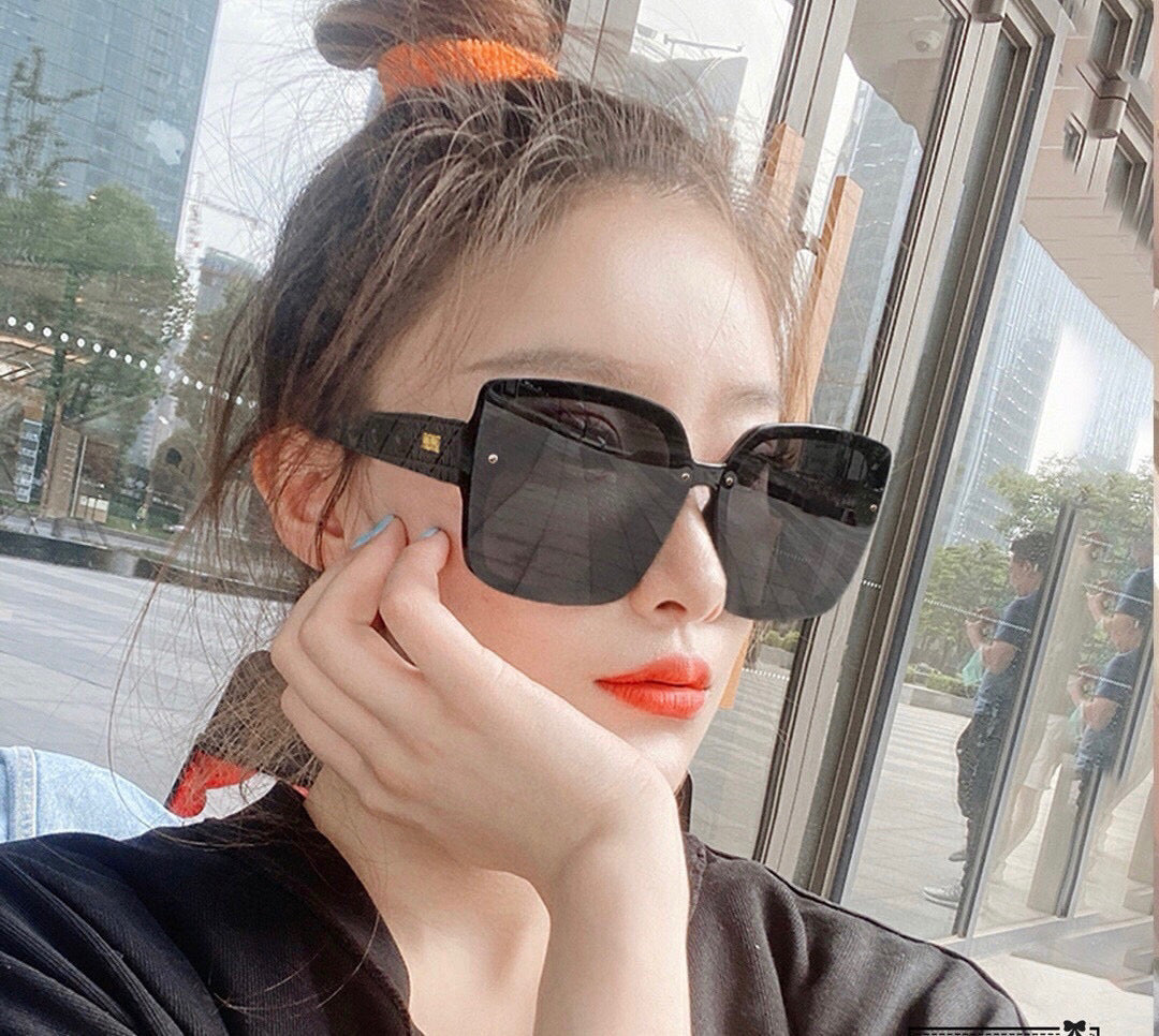 Montaigne Sunglass Cd0822 In Acetate