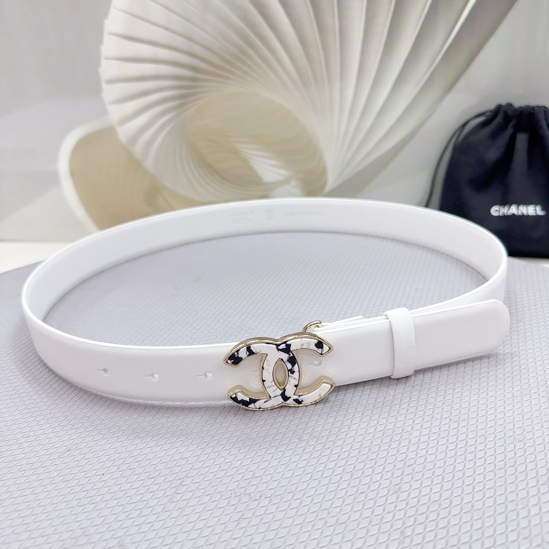 Cc 30Mm Belt In White Shinny Calfskin White Logo