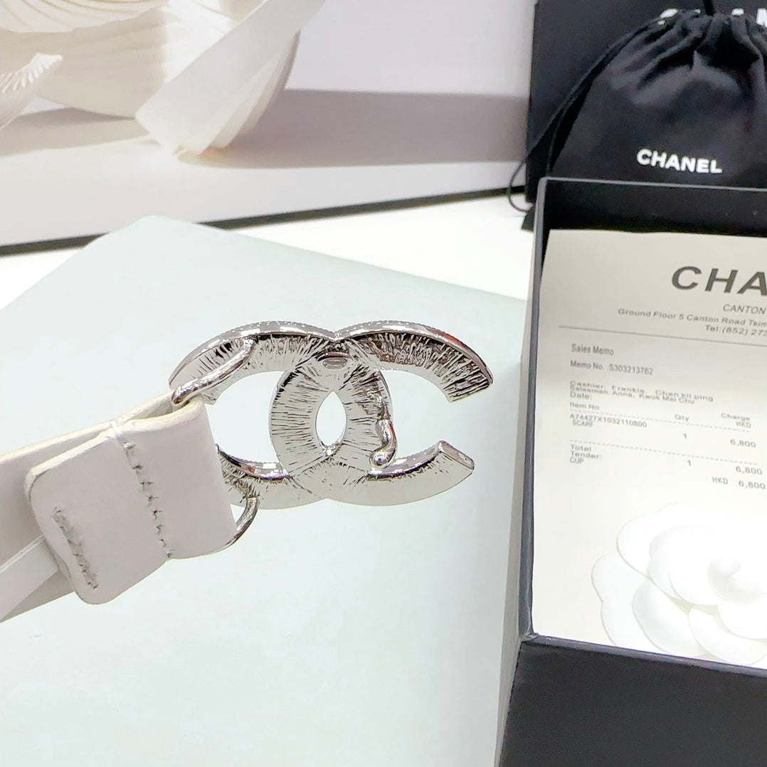 Cc 30Mm Belt In White Calfskin Metal Hardware