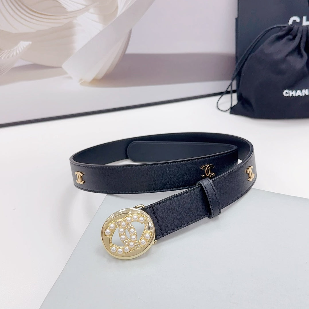 Cc 30Mm Belt In Black Calfskin Gold Hardware Attach Pearls