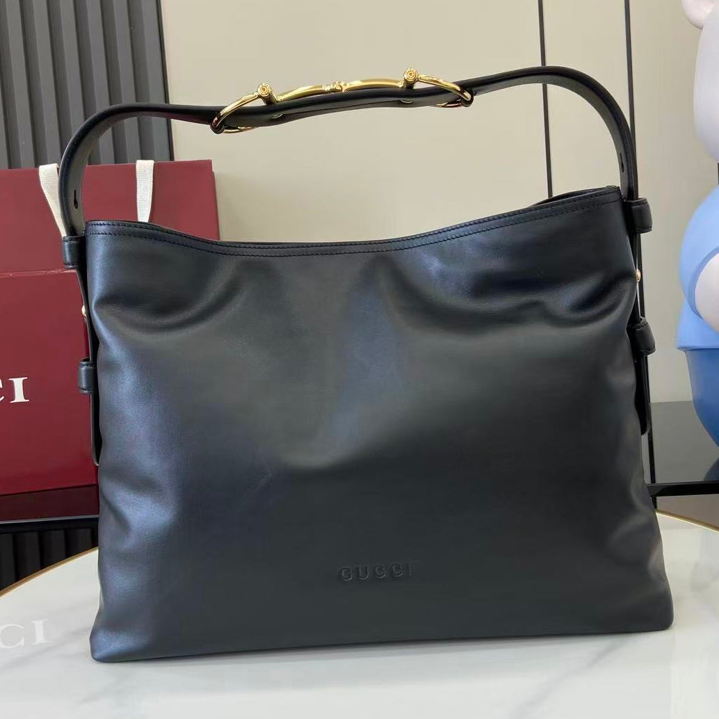 Gucci 25 Beatrix Handbag Black Smooth Cowhide 290511